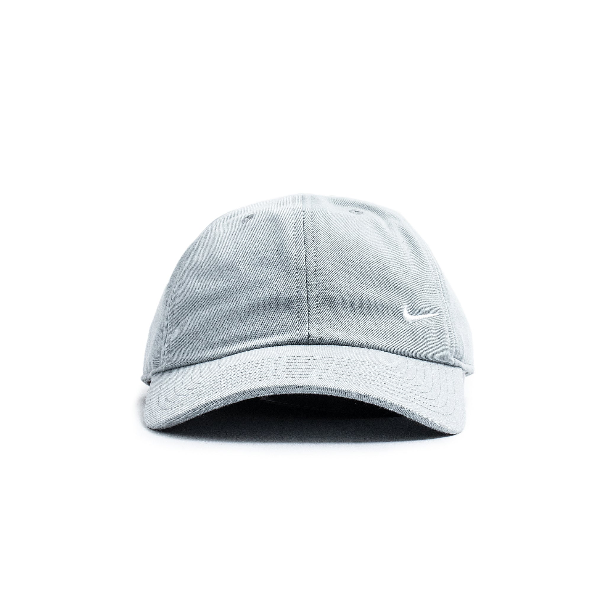 light grey nike cap