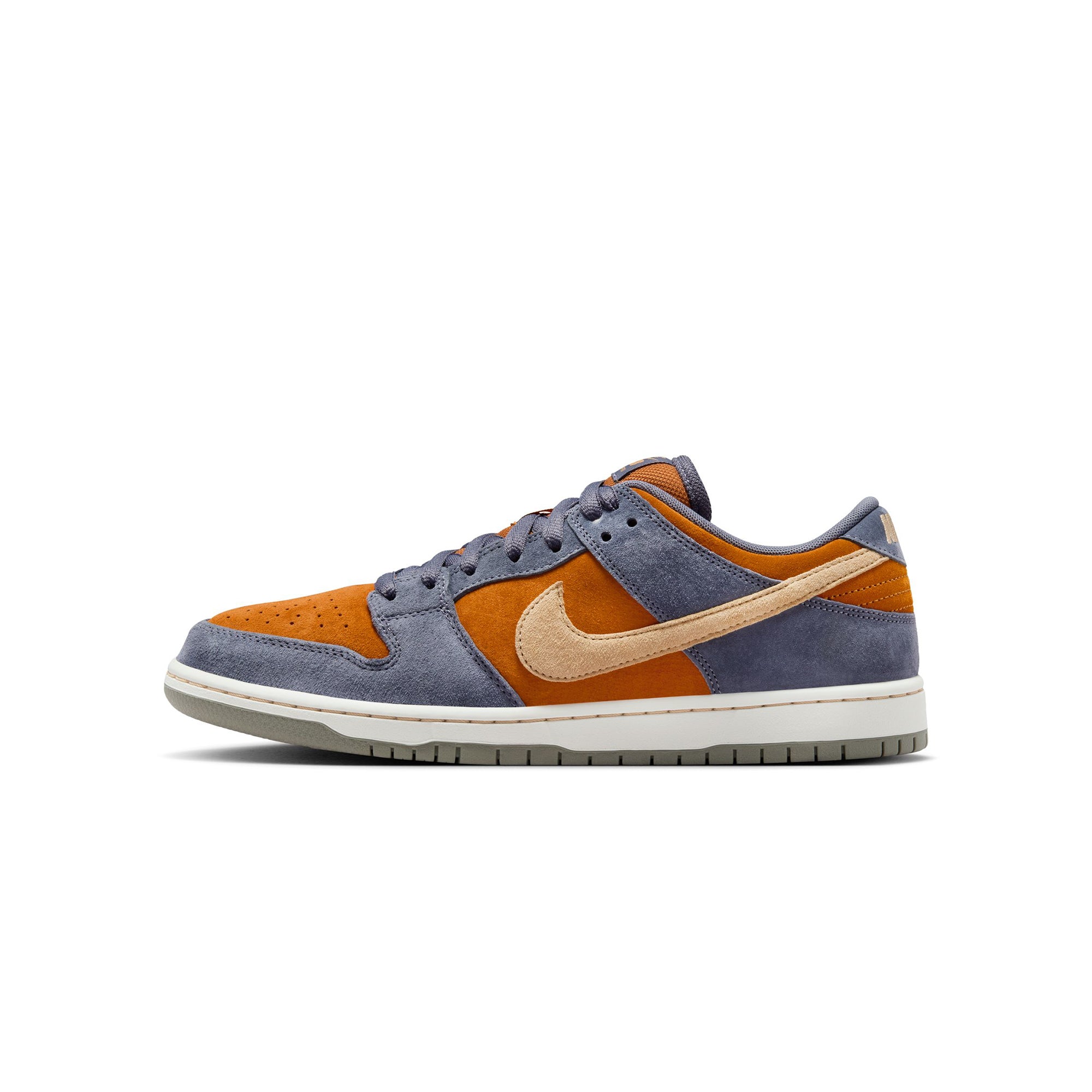 Nike SB Dunk Low Pro Shoes Light Carbon Sesame Monarch