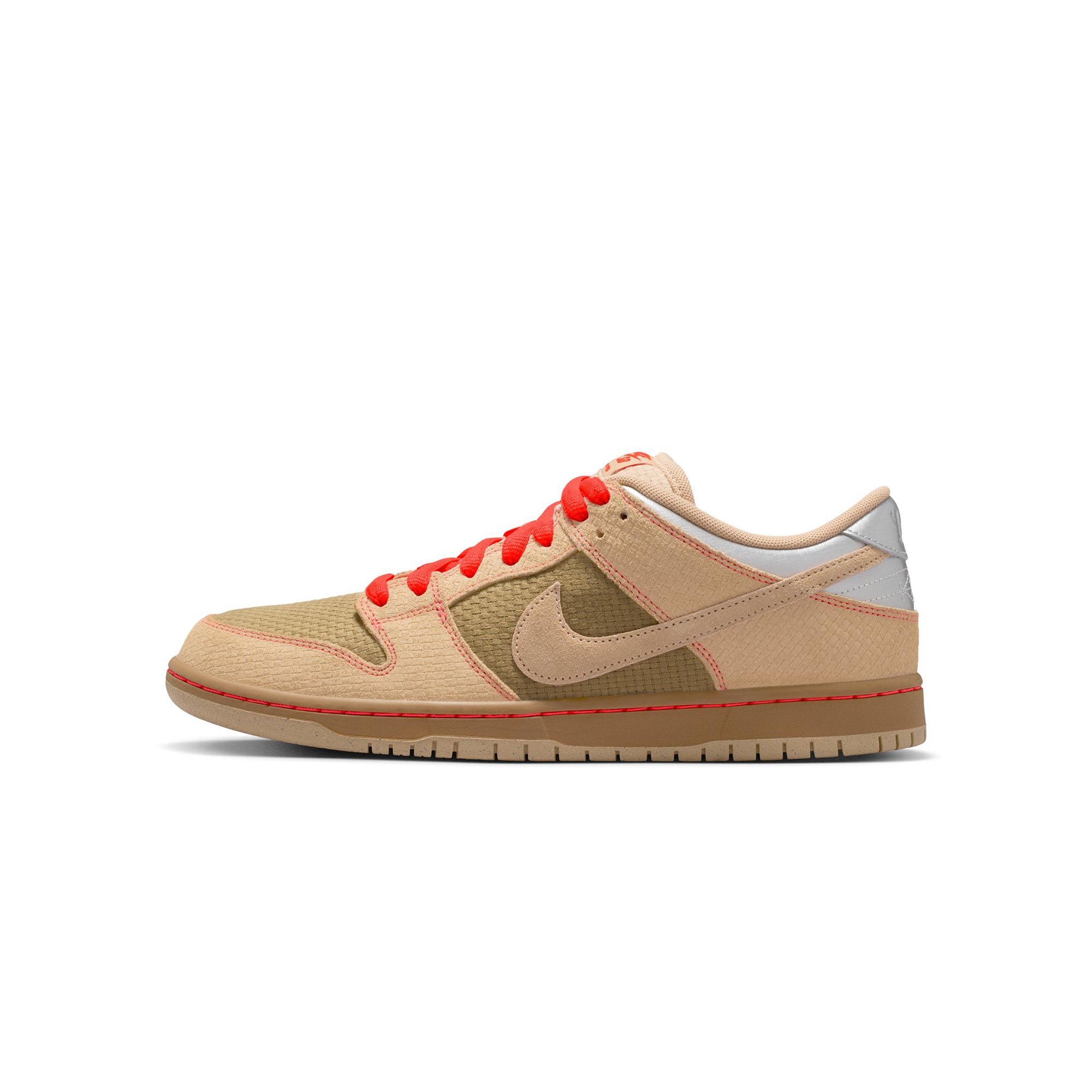 ☆ドリーム2号館☆ ジモティー割引/NIKE SB DUNK LOW PRO スニーカー/27.5cm ☆ドリーム2号館☆ ジモティー割引/NIKE SB DUNK LOW PRO スニーカー