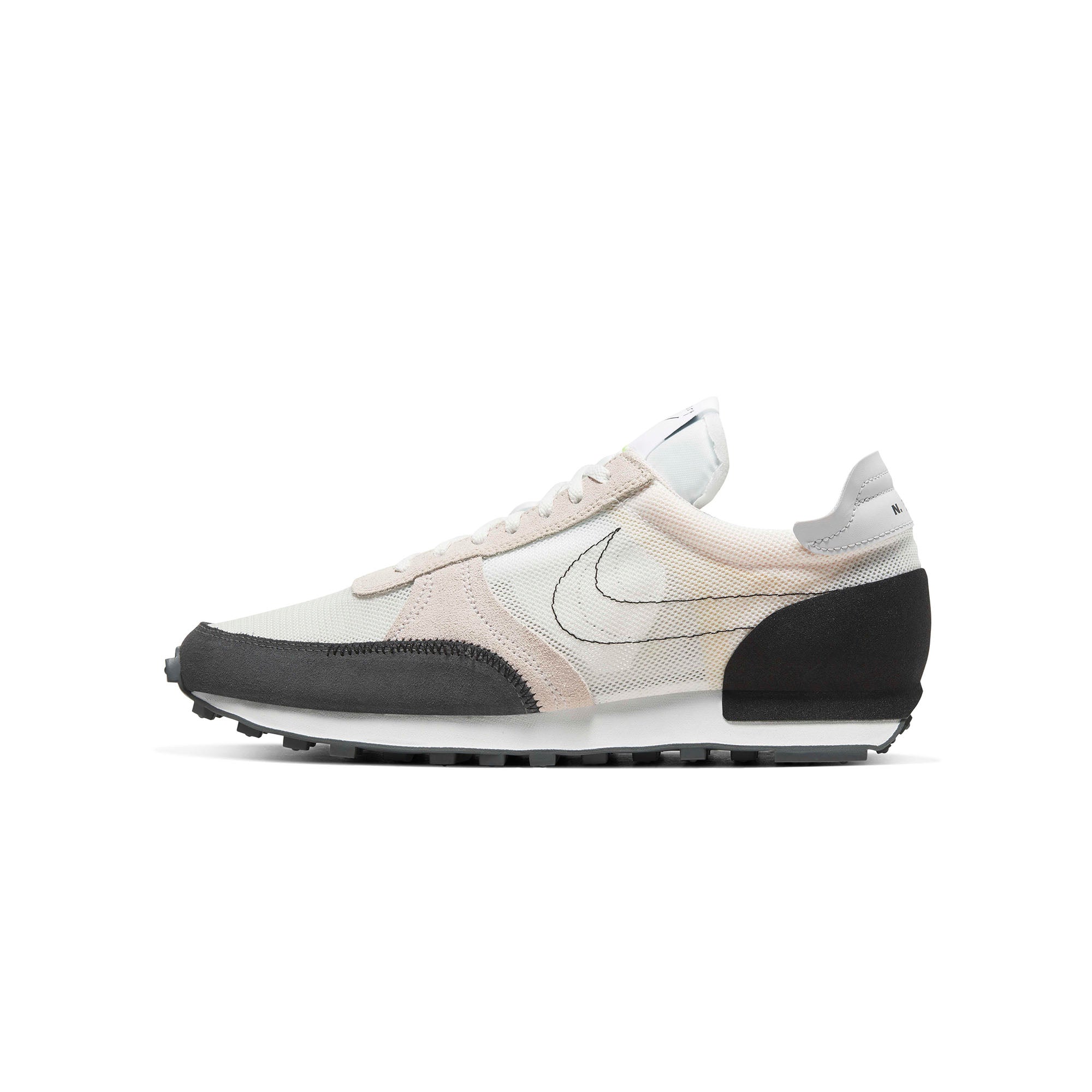 NIKE DAYBREAK-TYPE – Extra Butter