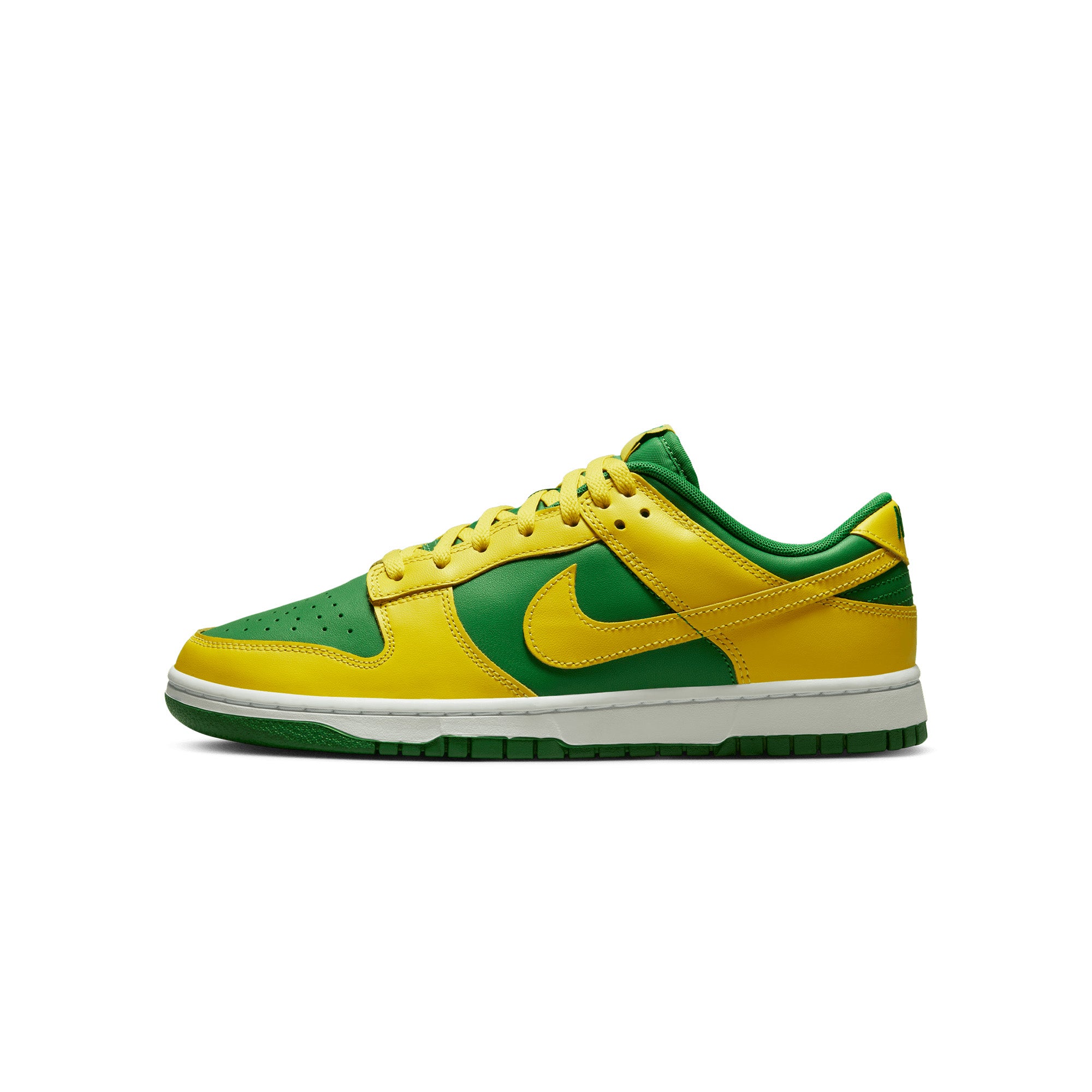 Nike Mens Dunk Low Retro BTTYS Shoes