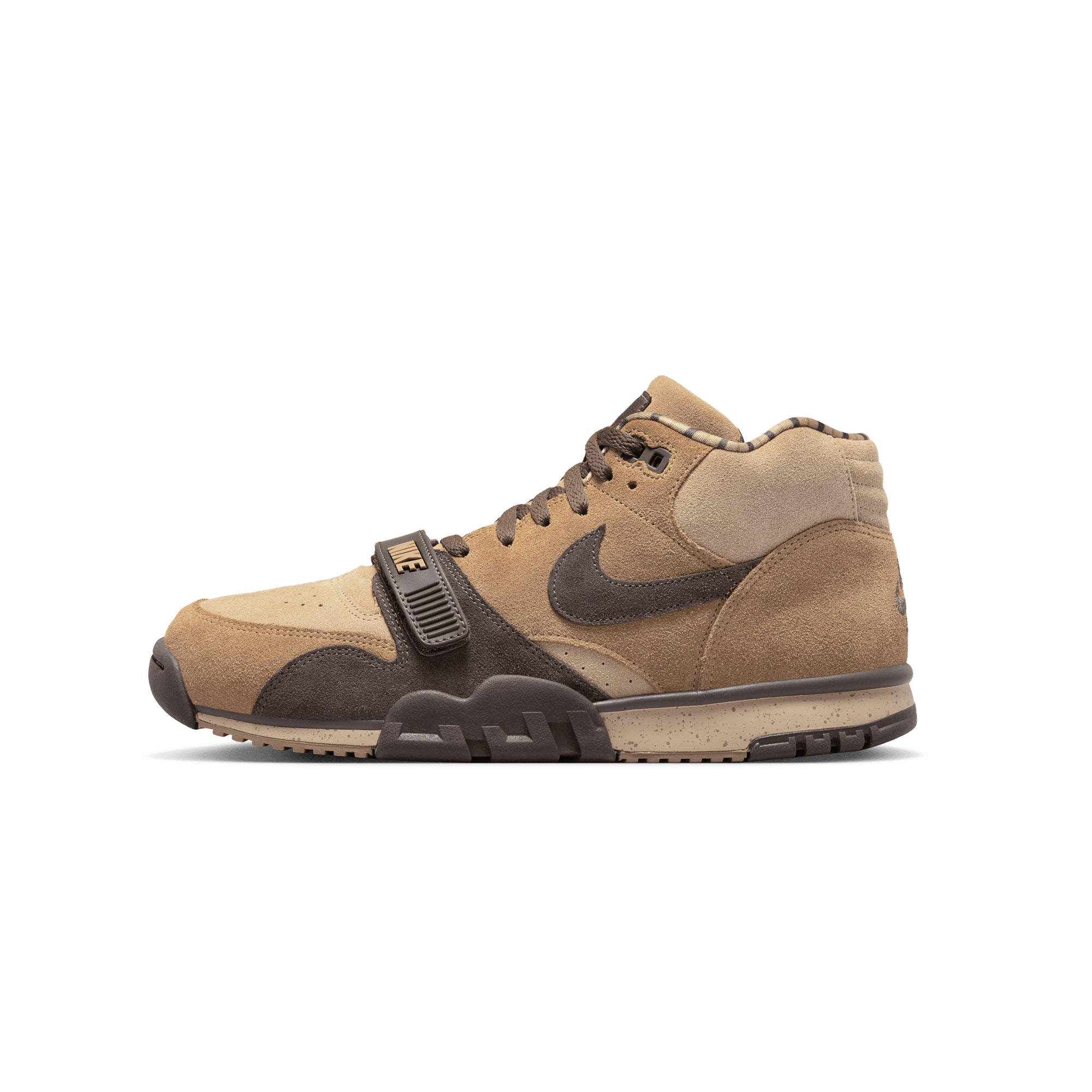 nike air trainer tan