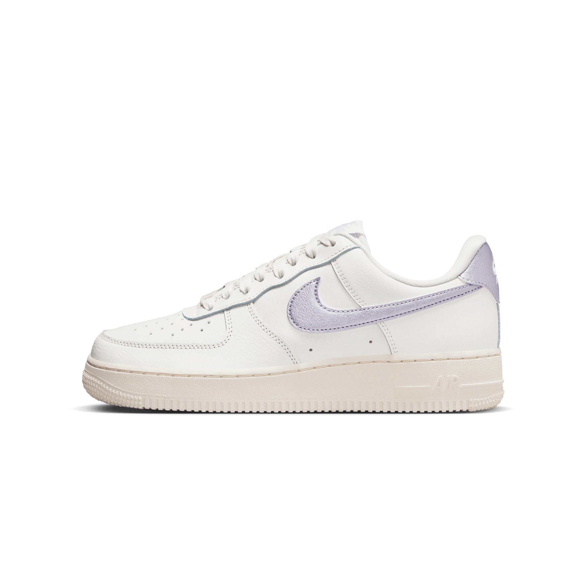 Nike Womens Air Force 1 '07 LV8 Shoes – Extra Butter