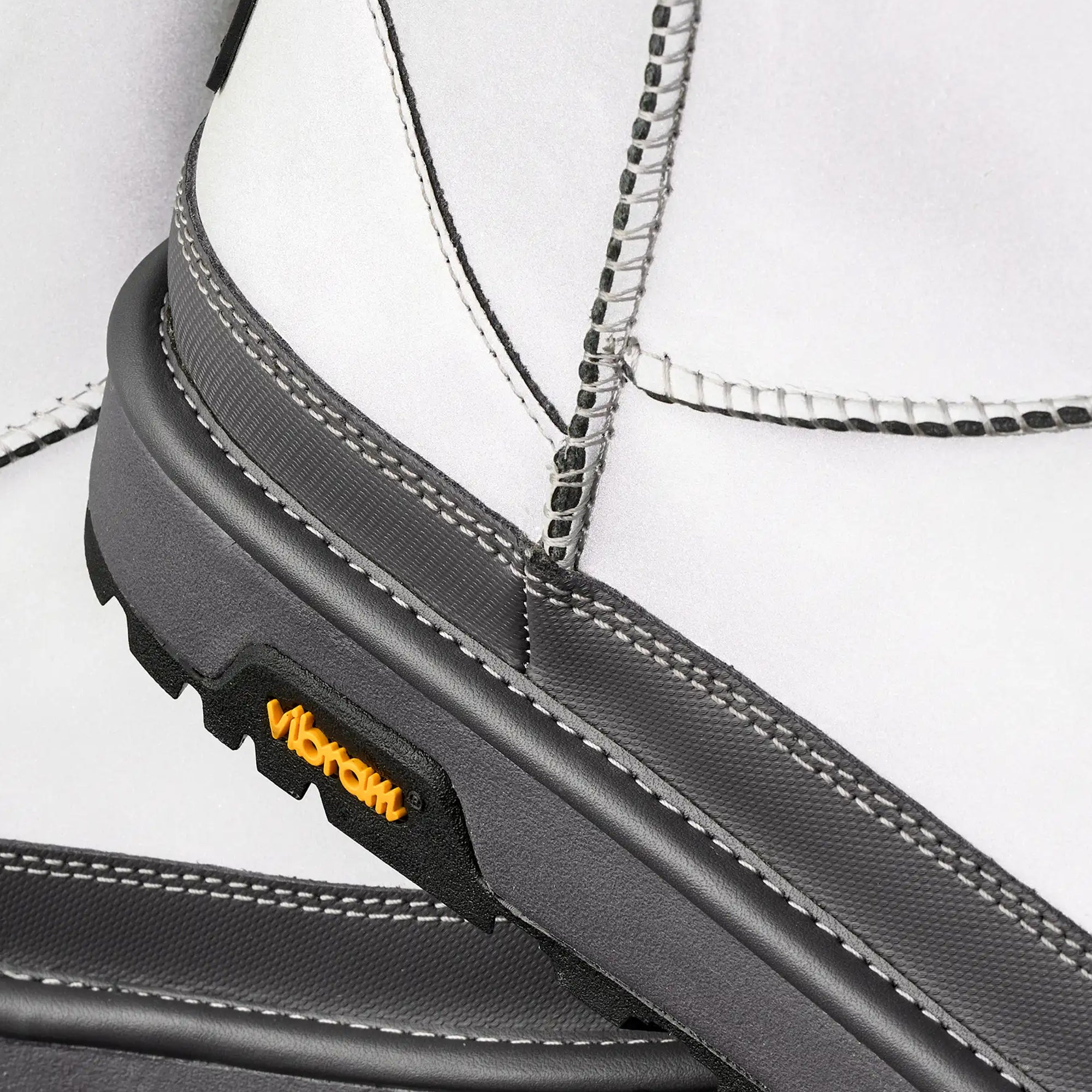 Ugg Mens Classic Mini Reflective Boot