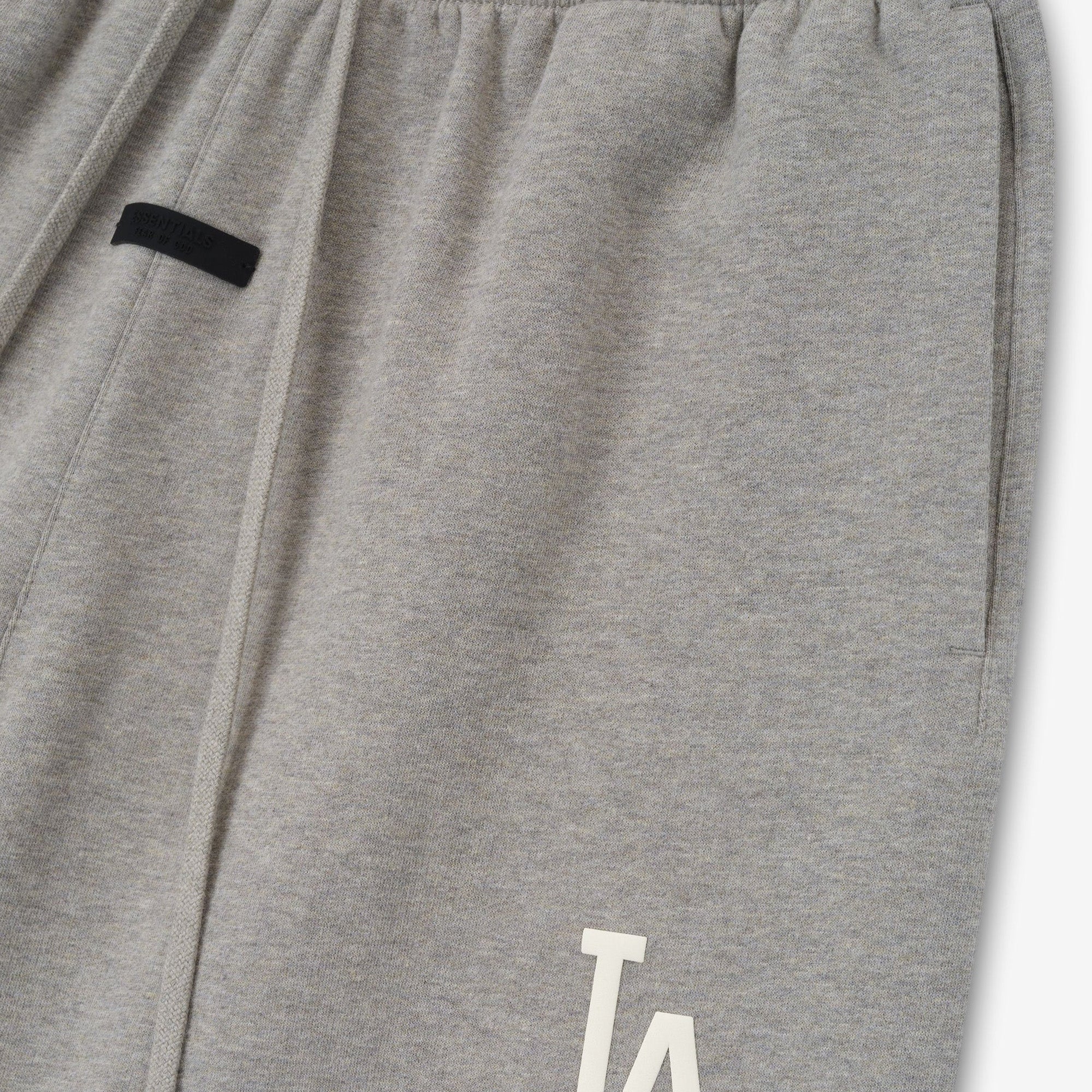 Fear of God ESSENTIALS x MLB Mens Dodgers Classic Fit Sweat Shorts