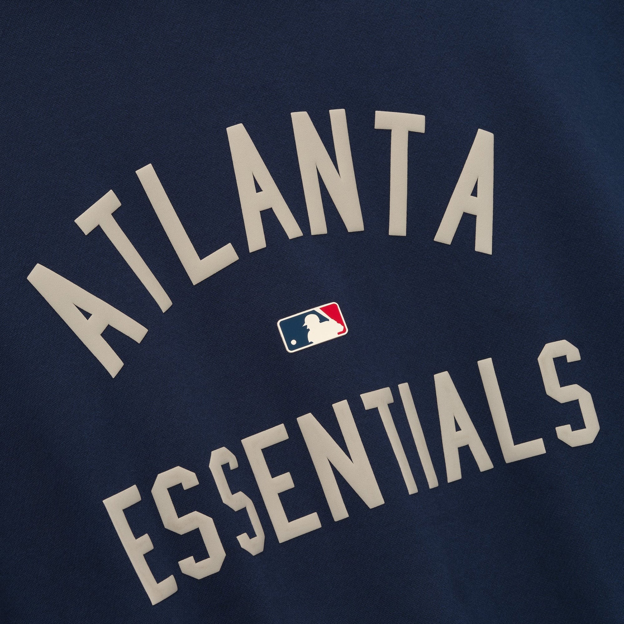 Fear of God ESSENTIALS x MLB Mens Braves Sport Fit Pullover Hoodie