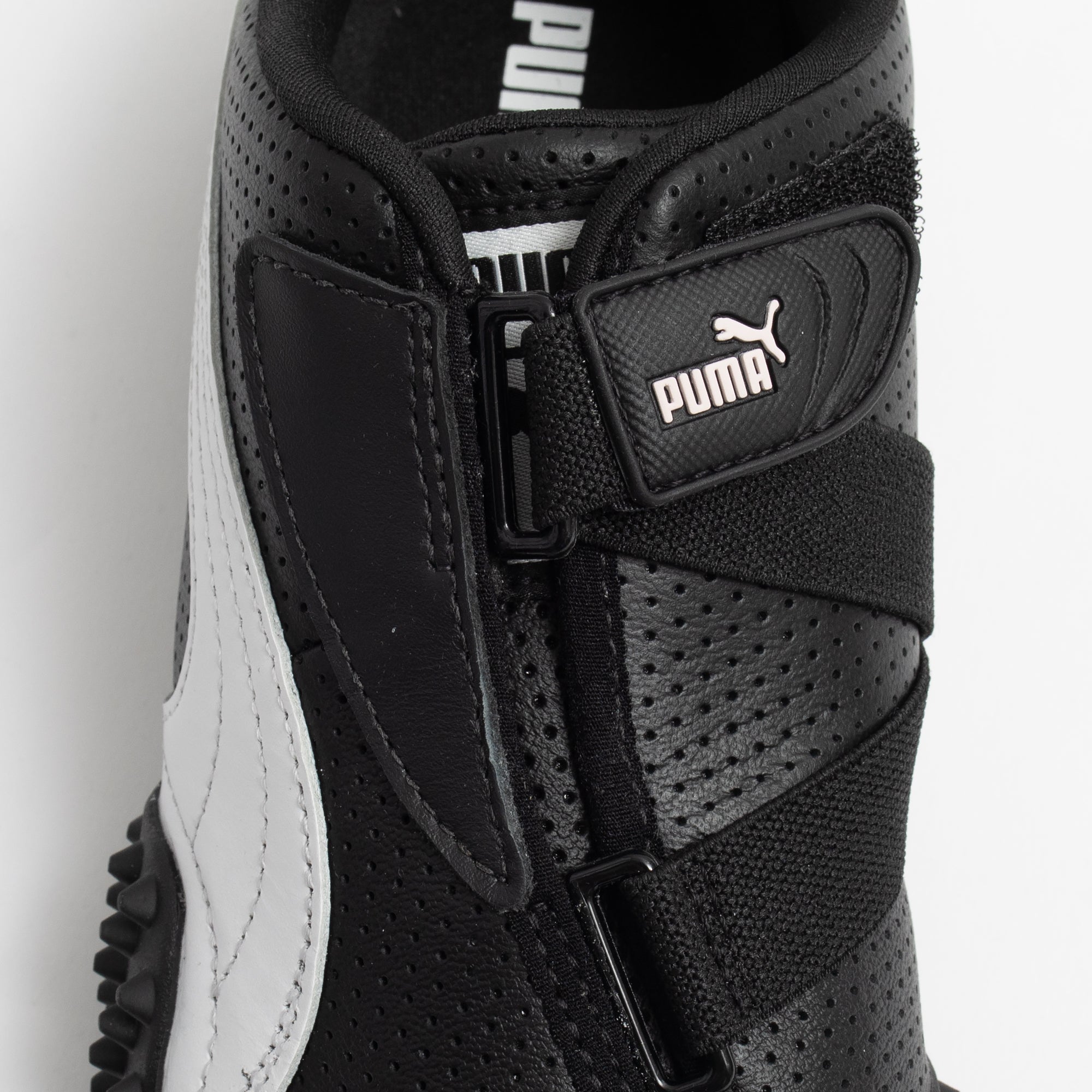 Puma Womens Mostro Perf Shoes