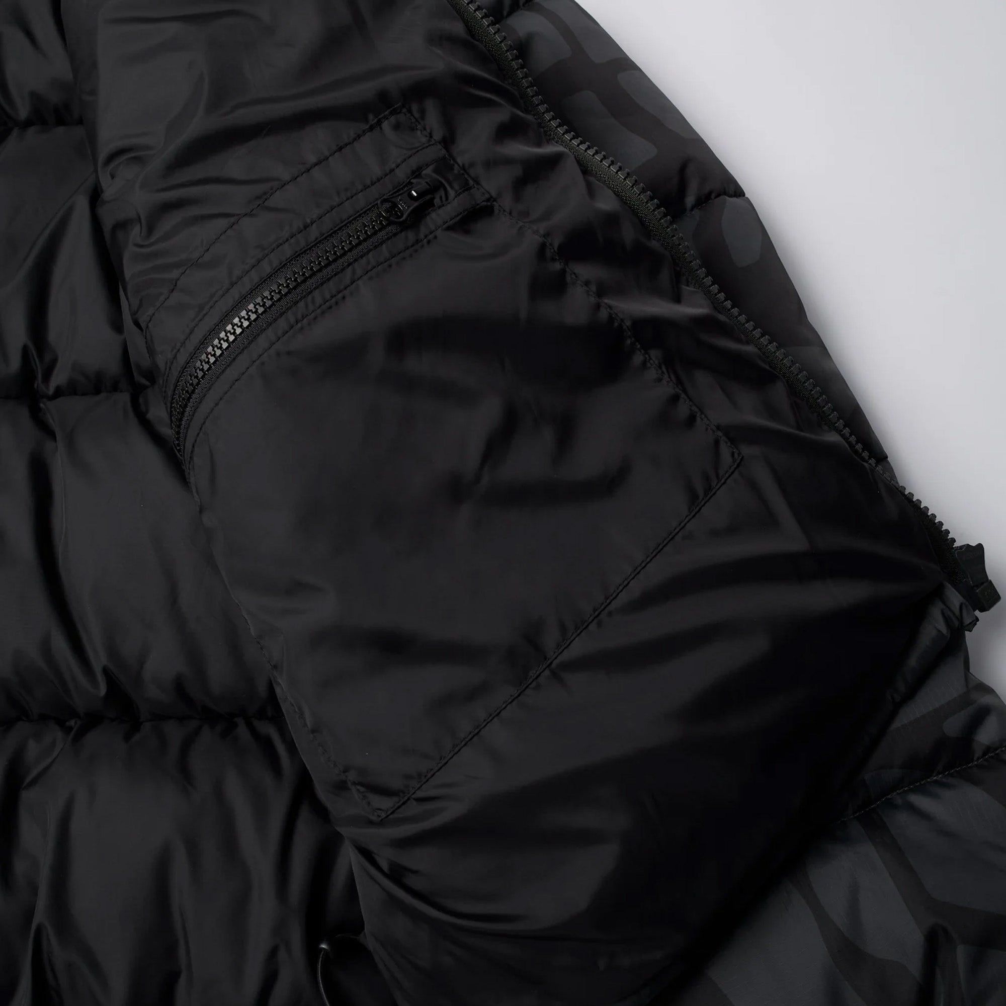 By Parra Mens Broken FTP Puffer Jacket