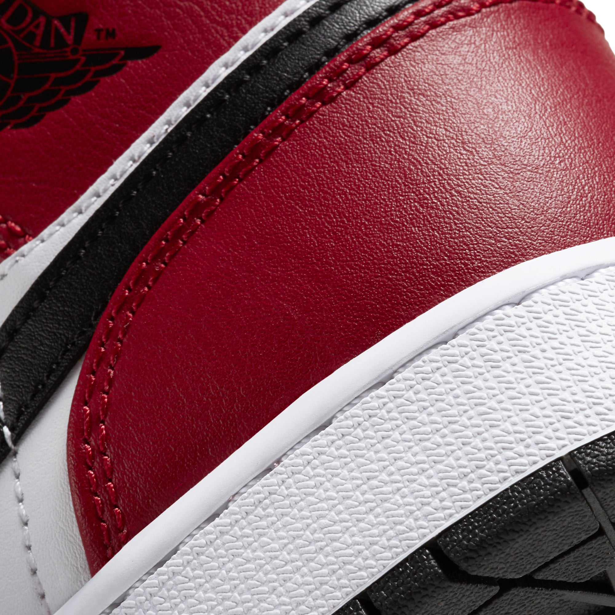 Air Jordan 1 Kids Mid Shoes