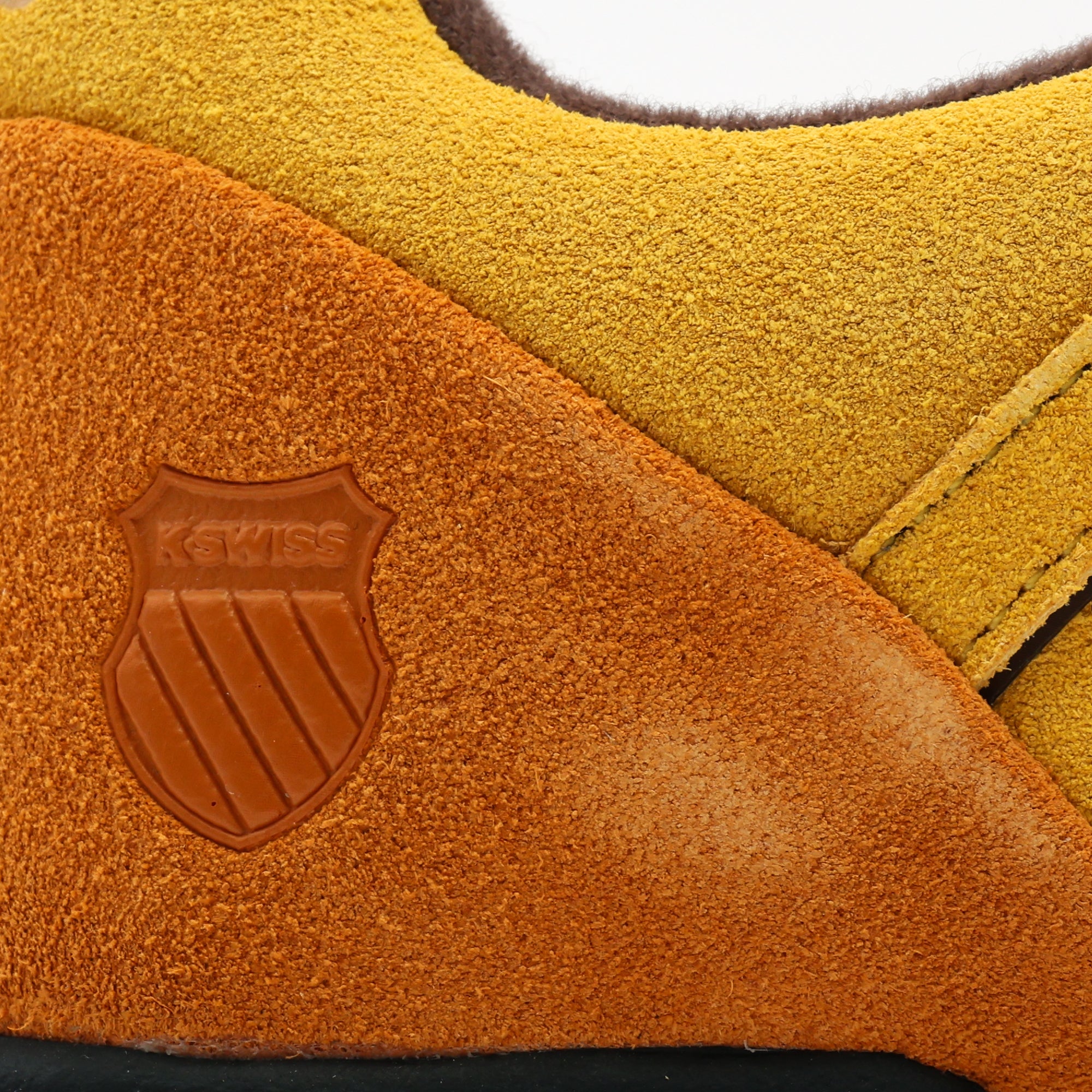 K-Swiss Mens KSRC GSTAAD Gold Shoes