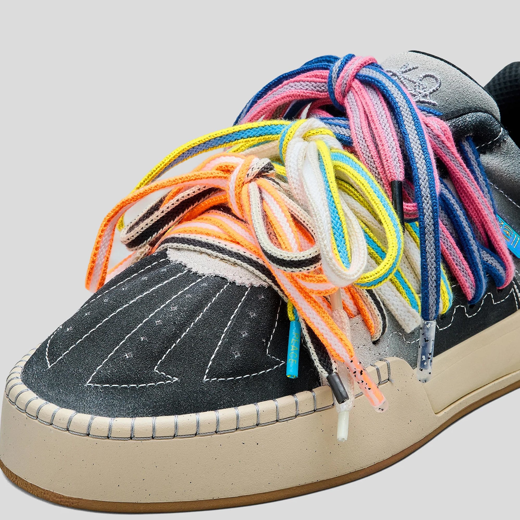 Anta Mens Kai Hela Style "Roots" Shoes