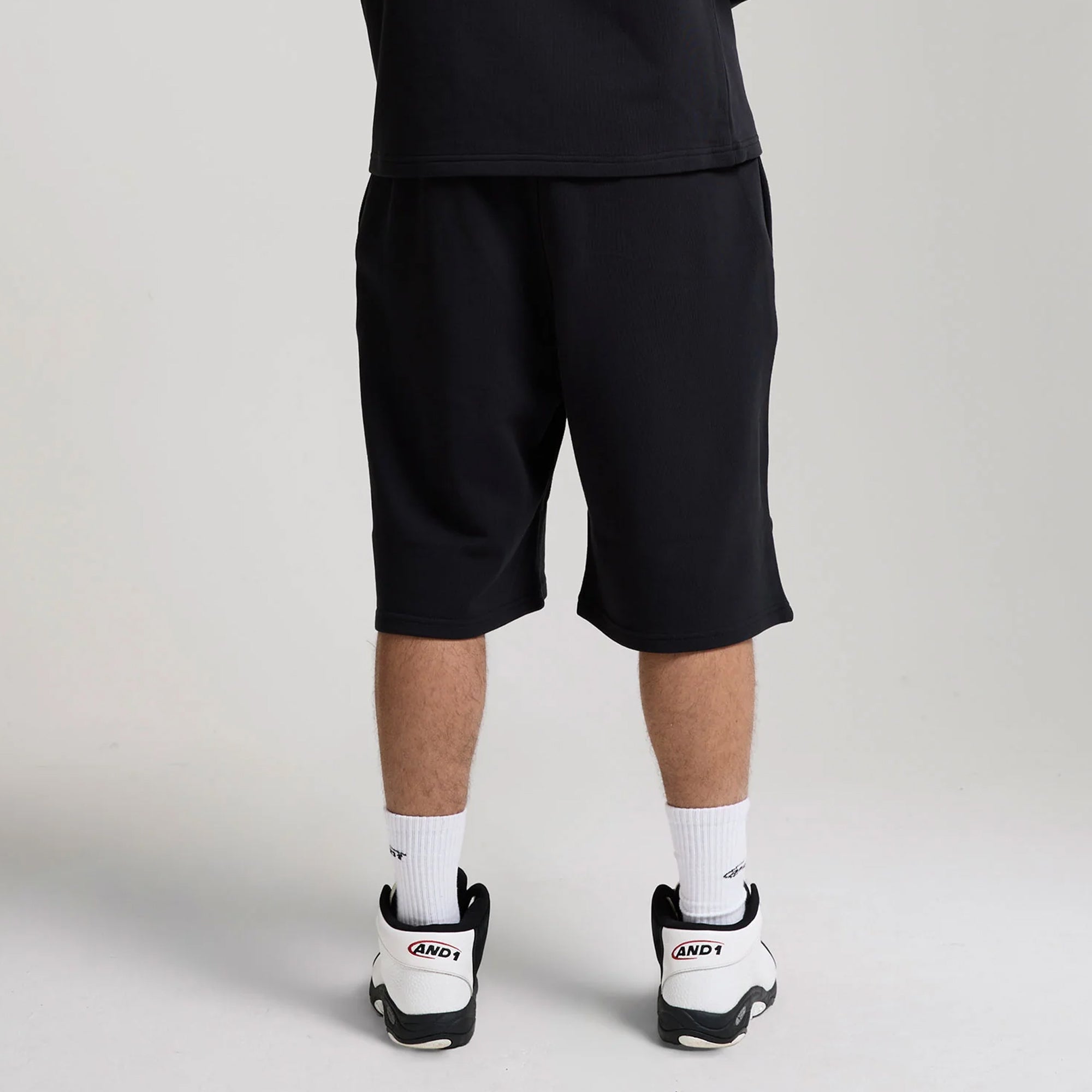 AND1 Mens On Court Applique Badge Jersey Short