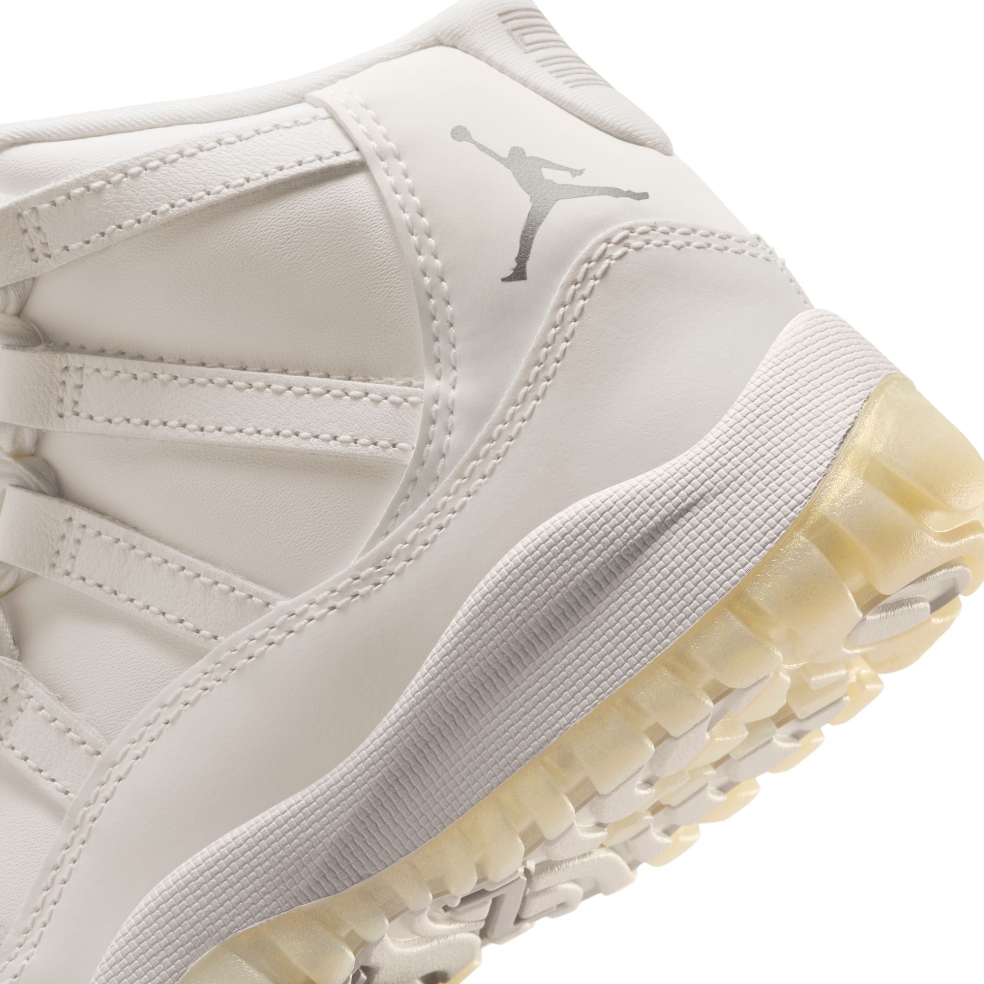 Air Jordan 11 Little Kids Retro 'Pearl' Shoes