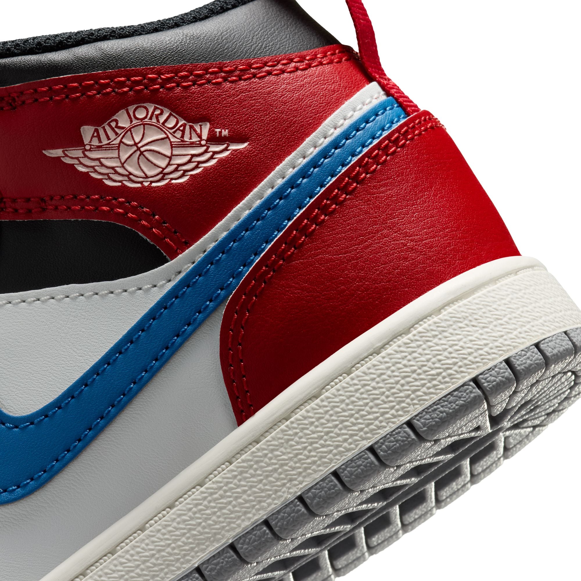 Air Jordan 1 Little Kids Mid Shoes