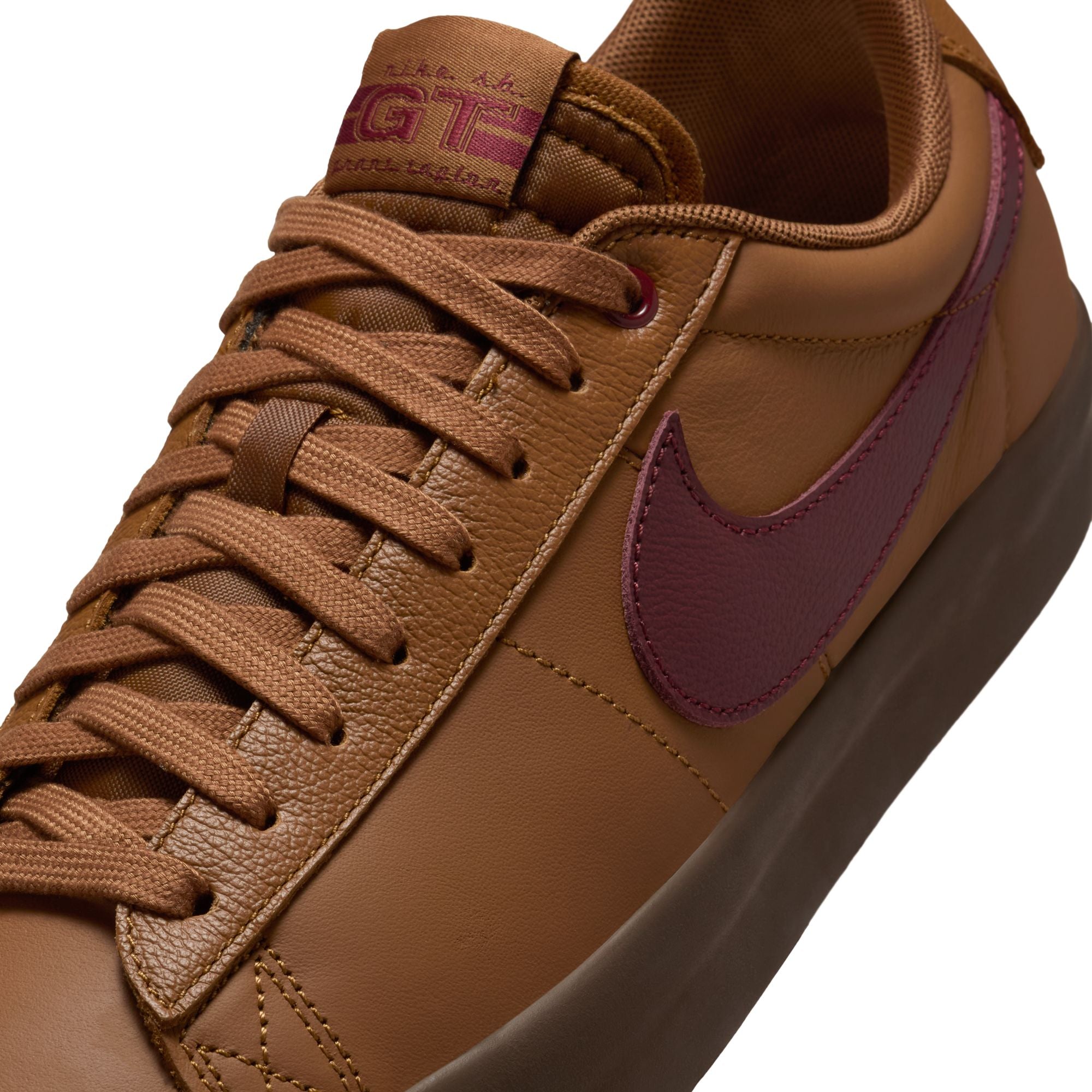 Nike SB Mens Blazer Low Pro GT Shoes