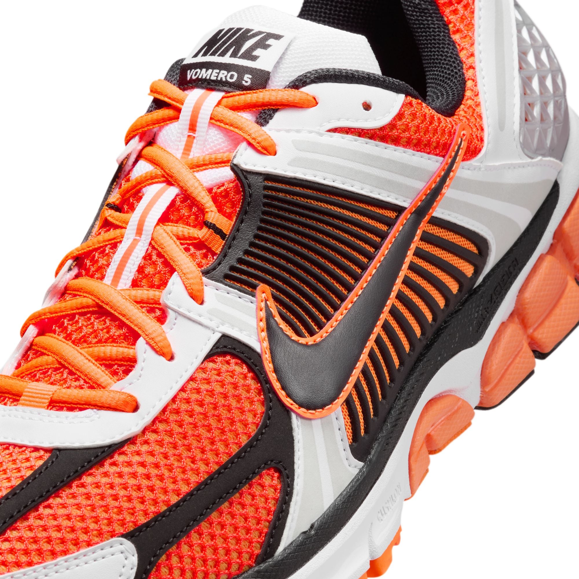 Nike Mens Zoom Vomero 5 Shoes