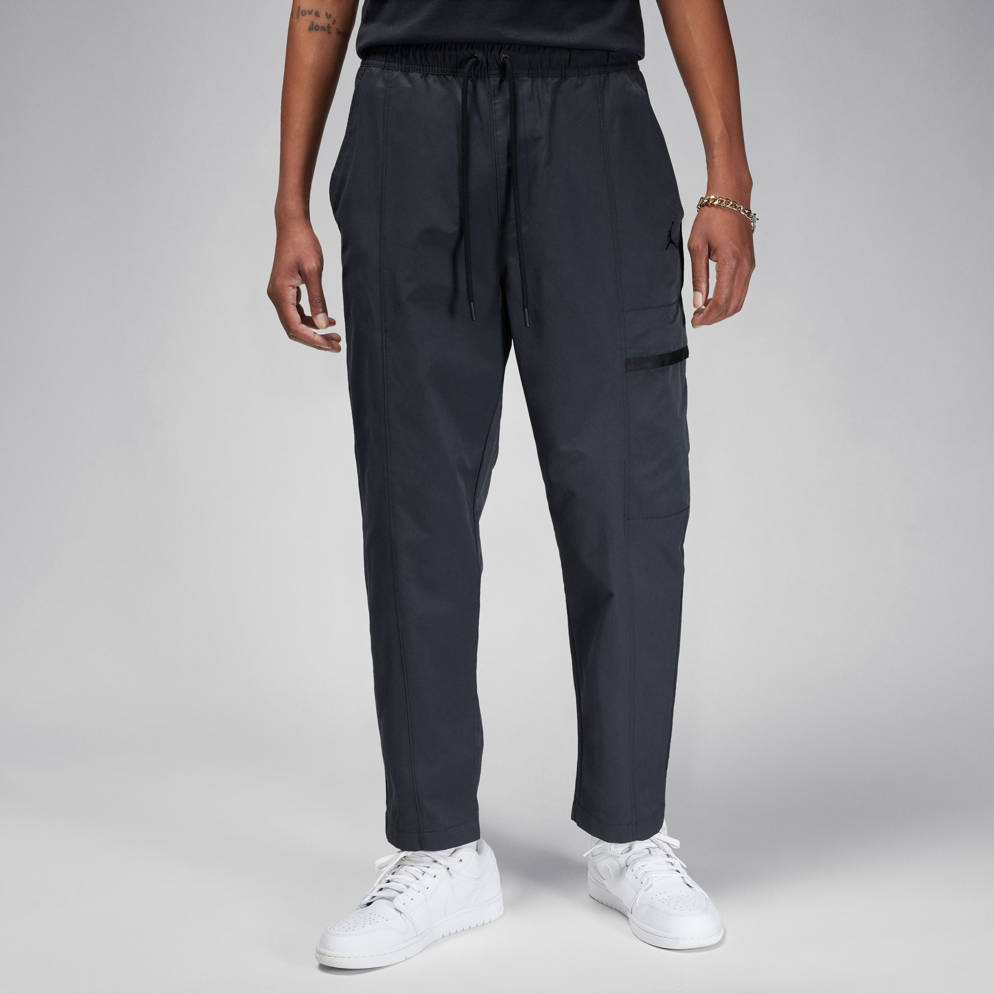 Air Jordan Mens Essentials Pants