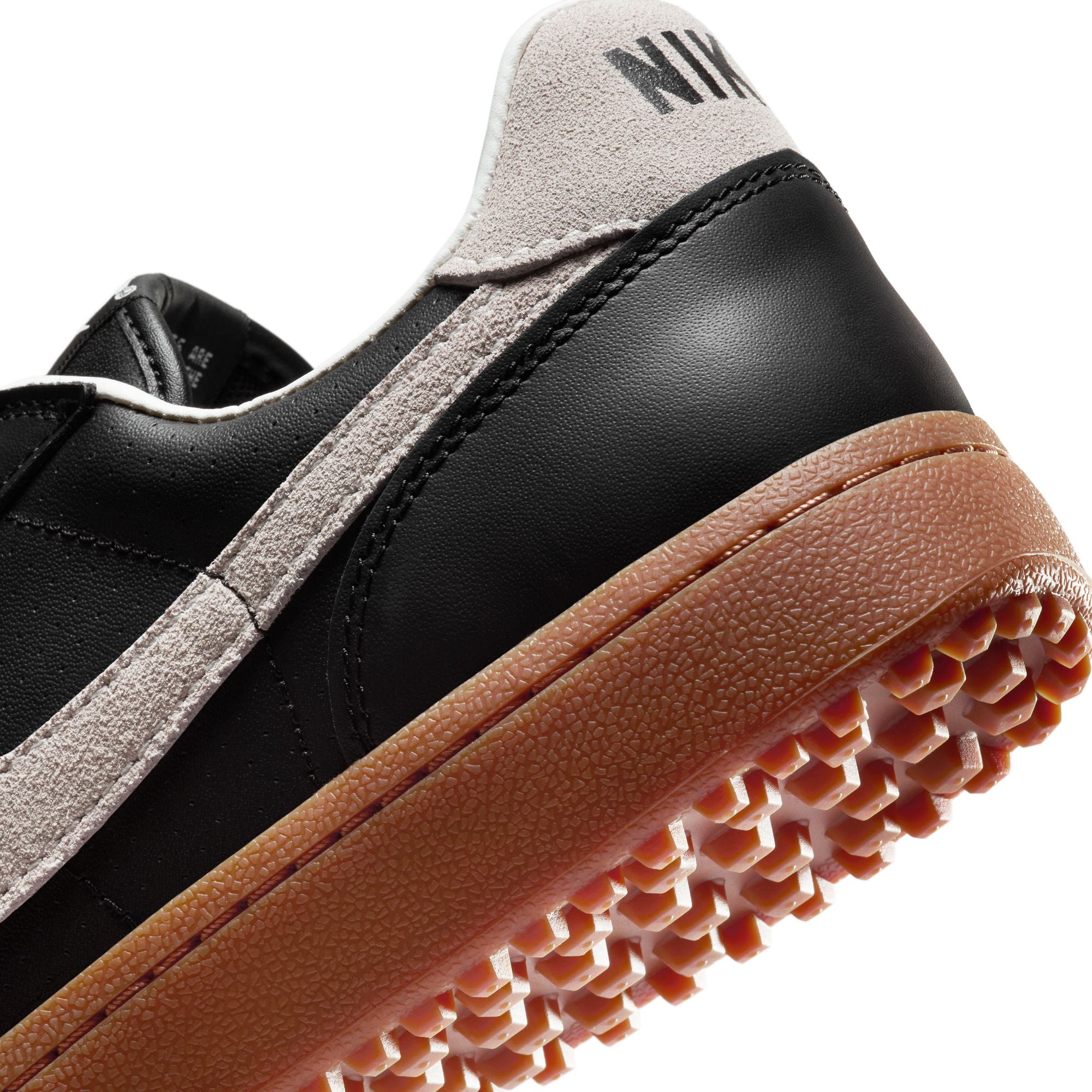 Nike Mens Field General 82 SP Shoes – Extra Butter
