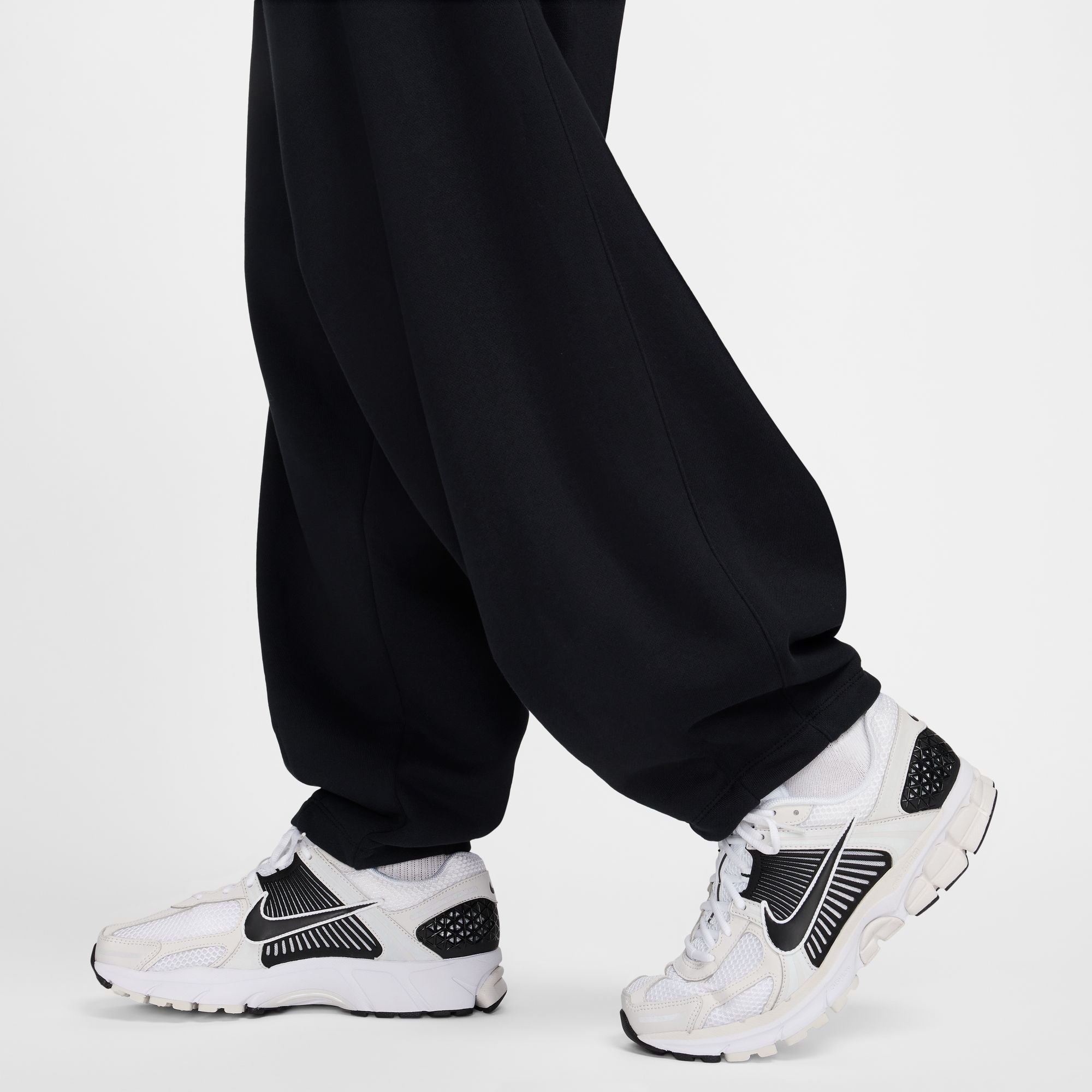 Nike Mens Club Fleece Oversize Pants