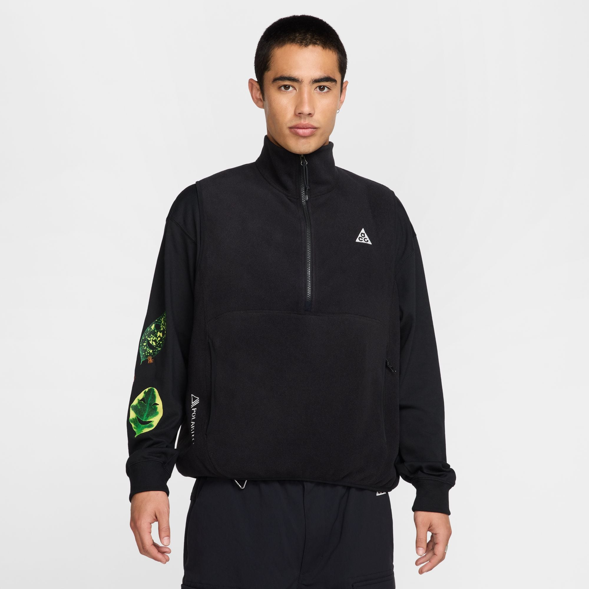Nike ACG Mens Wolf Tree Vest – Extra Butter