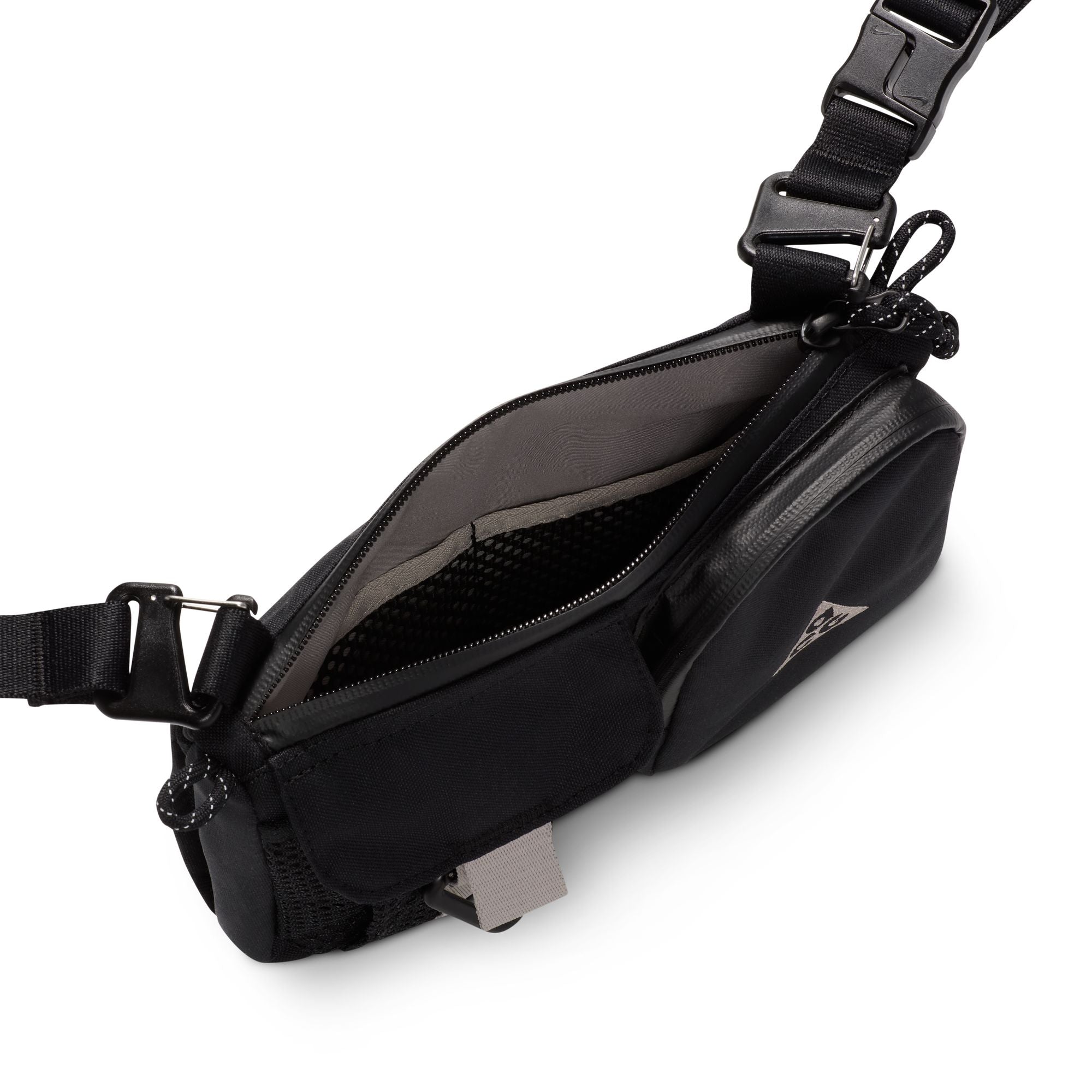 Nike ACG "Daymax" Crossbody Bag