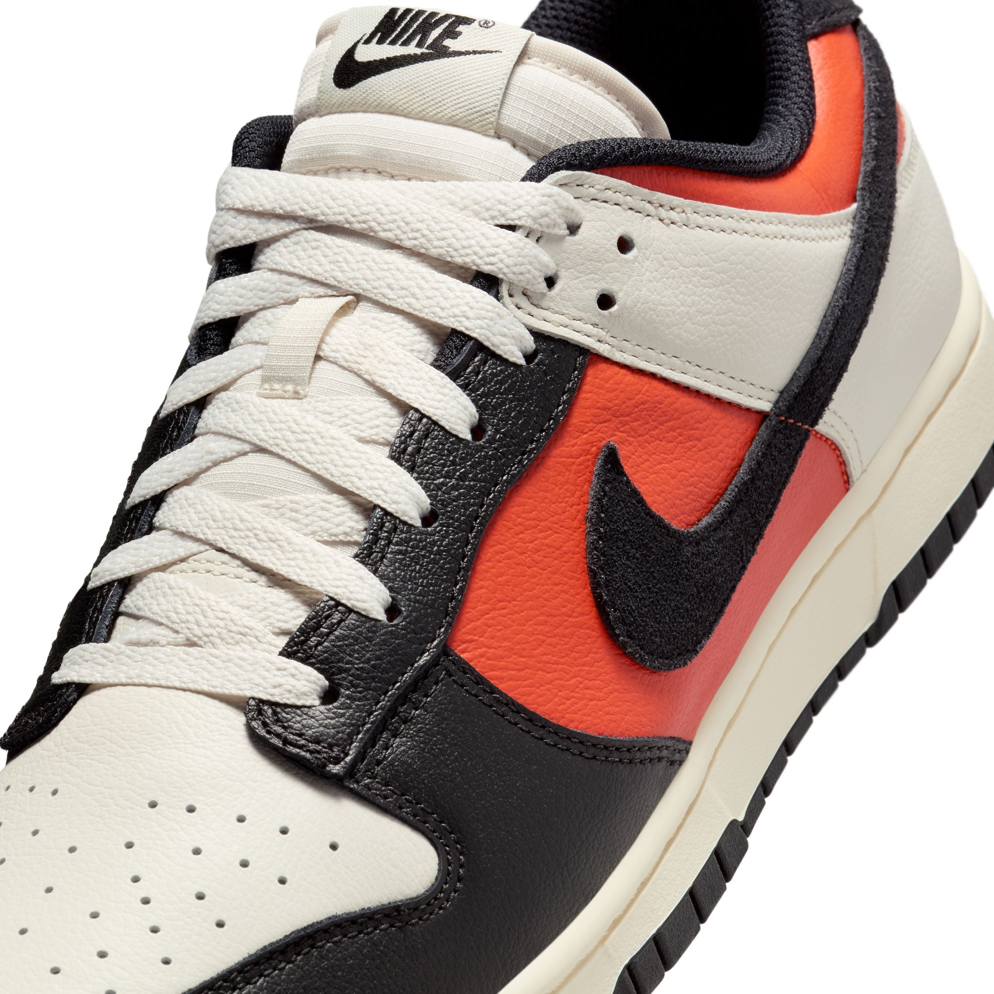 Nike Mens Dunk Low Retro Shoes