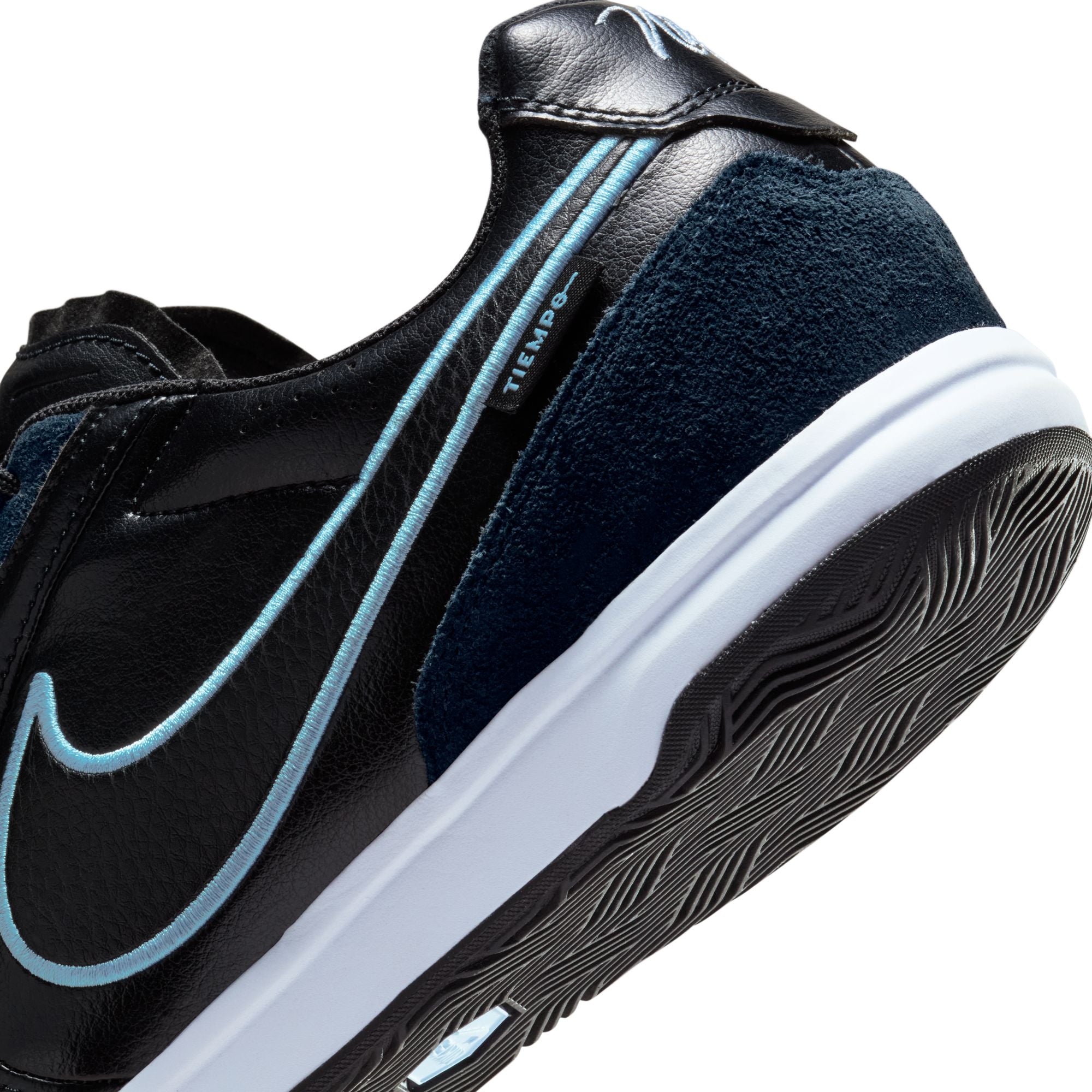 Nike Mens Tiempo Streetgato Shoes