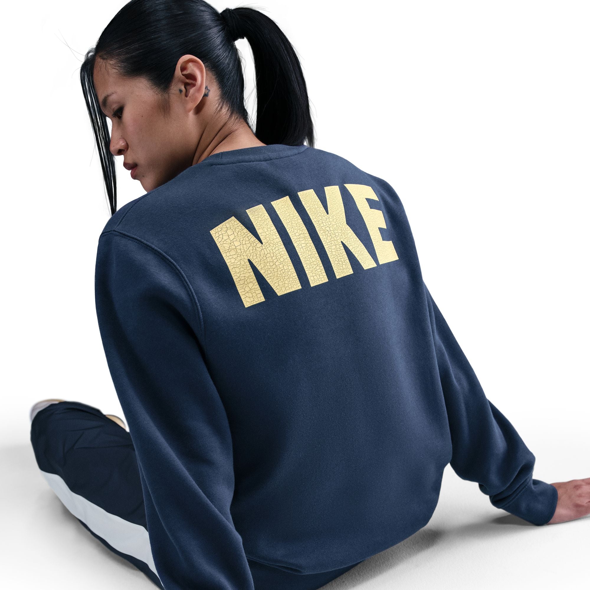 Nike x Stranger Things Mens Fleece Crewneck – Extra Butter