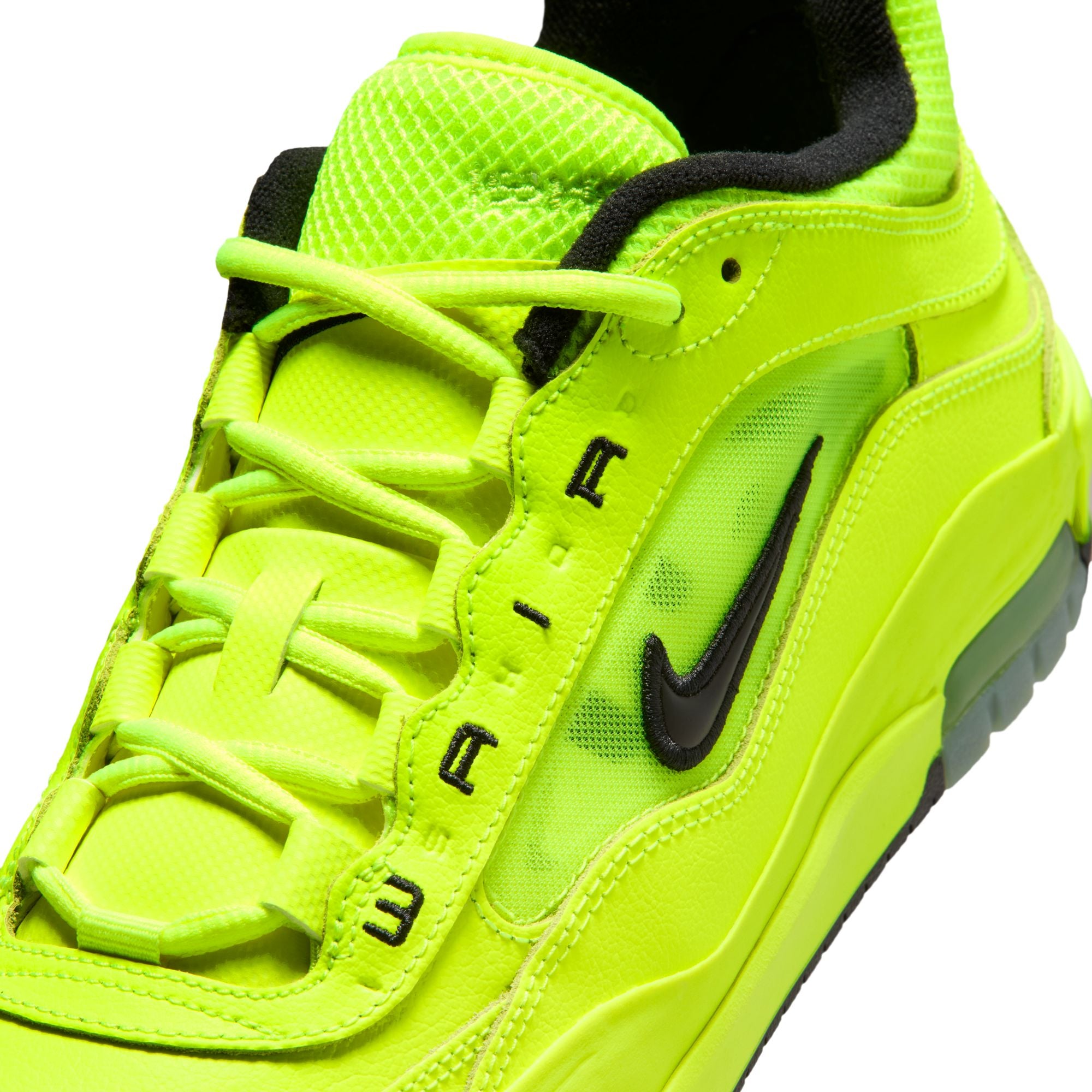 Nike SB Mens Air Max Ishod Premium Shoes – Extra Butter