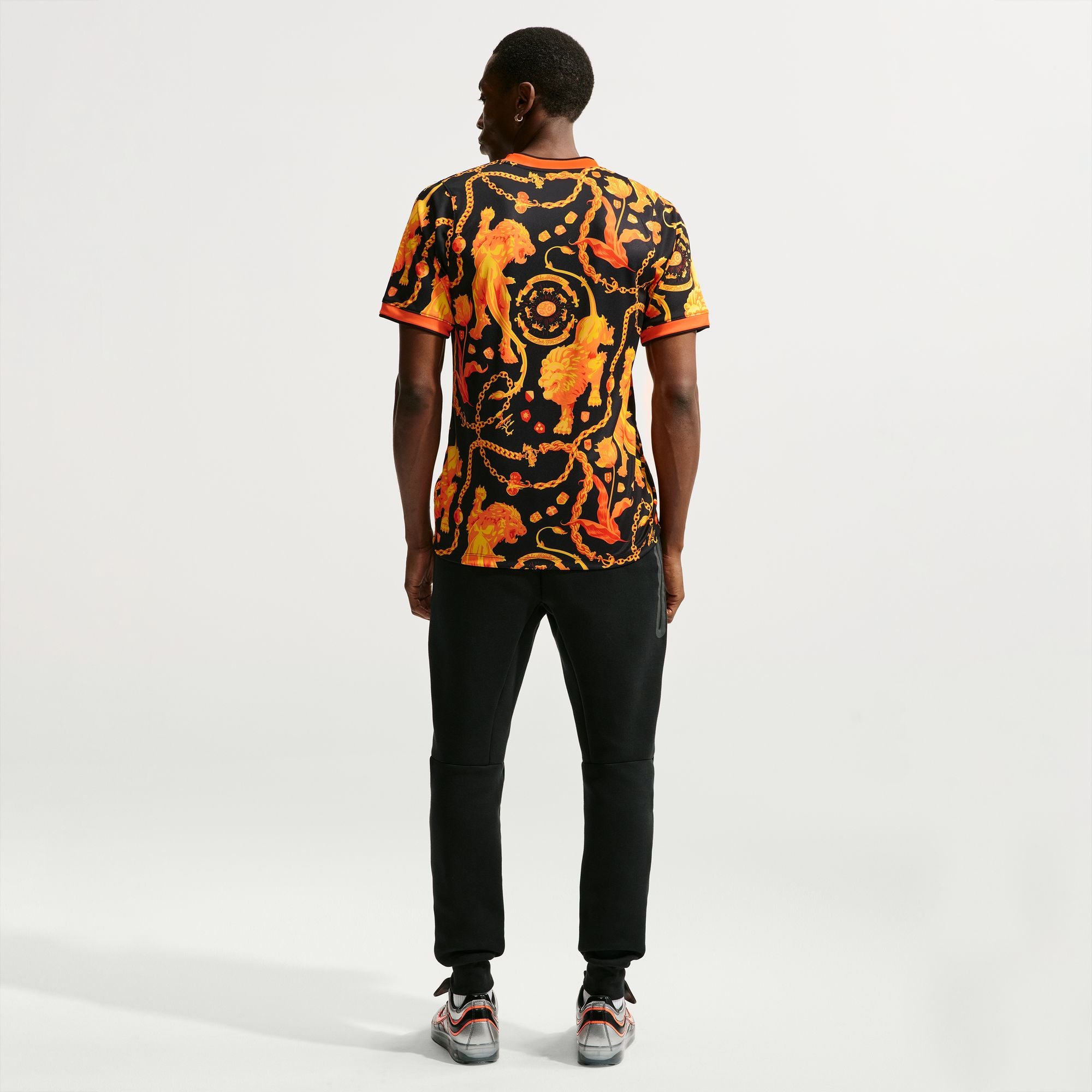 Nike Mens Netherlands x Patta Academy Pro Short-Sleeve Soccer Tee