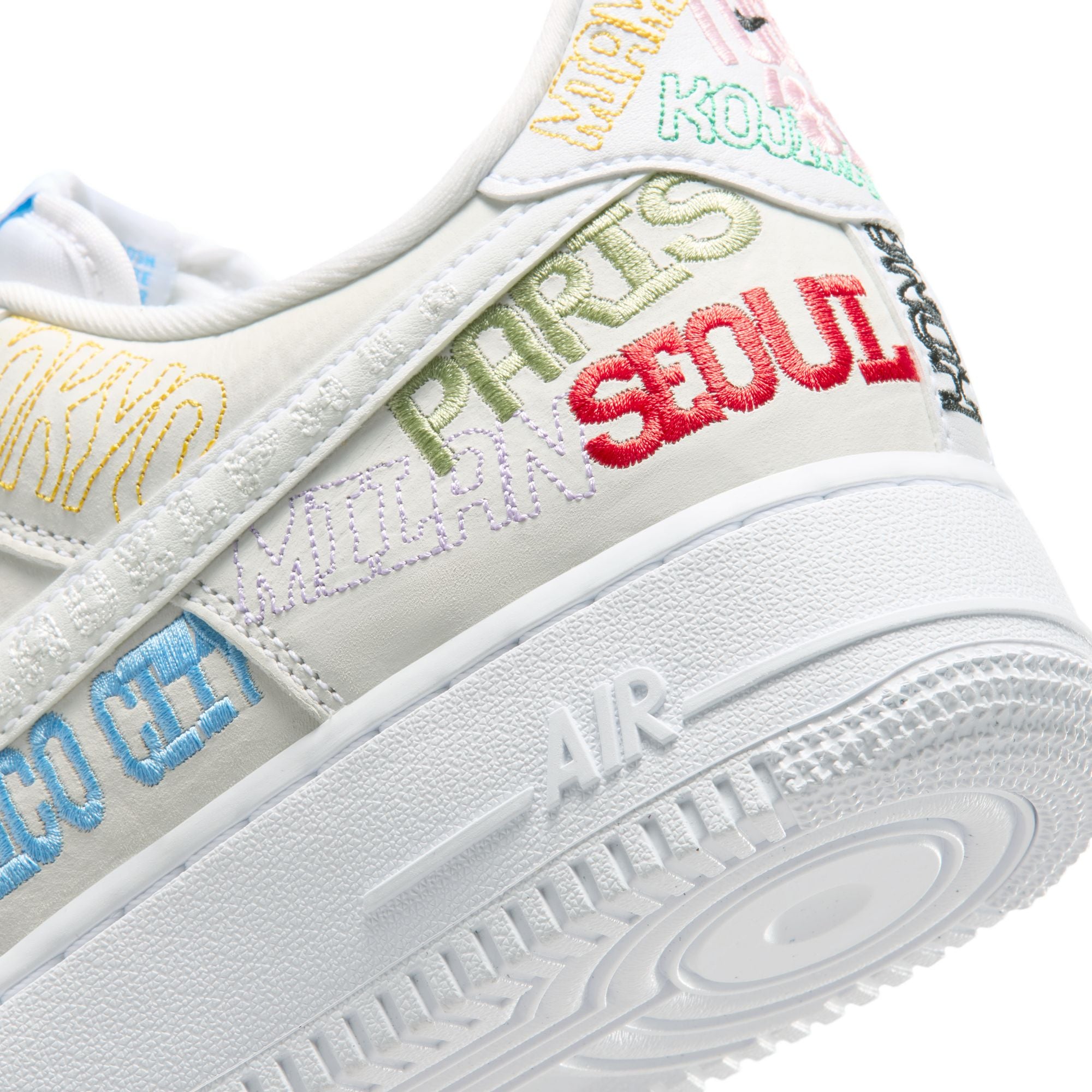 Nike Mens Air Force 1 '07 LV8 Shoes