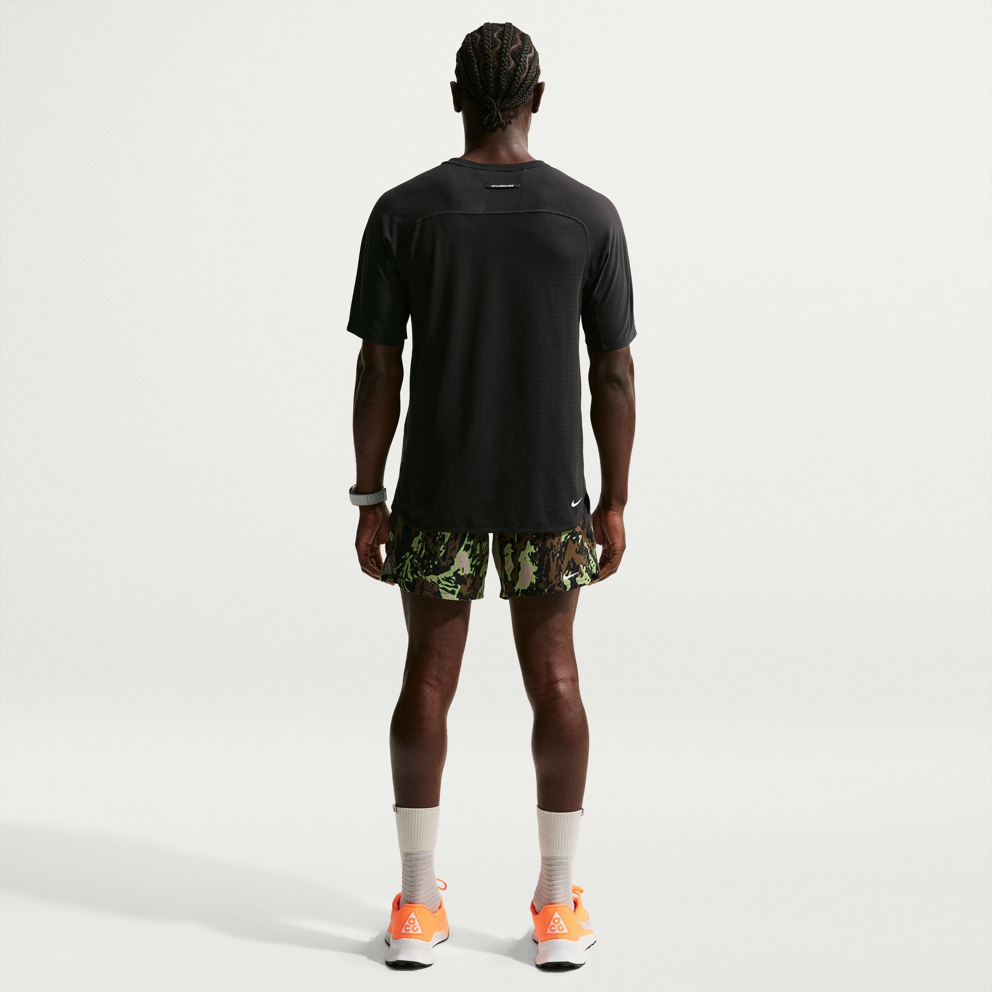 Nike Mens ACG "Solar Chase" Running Top