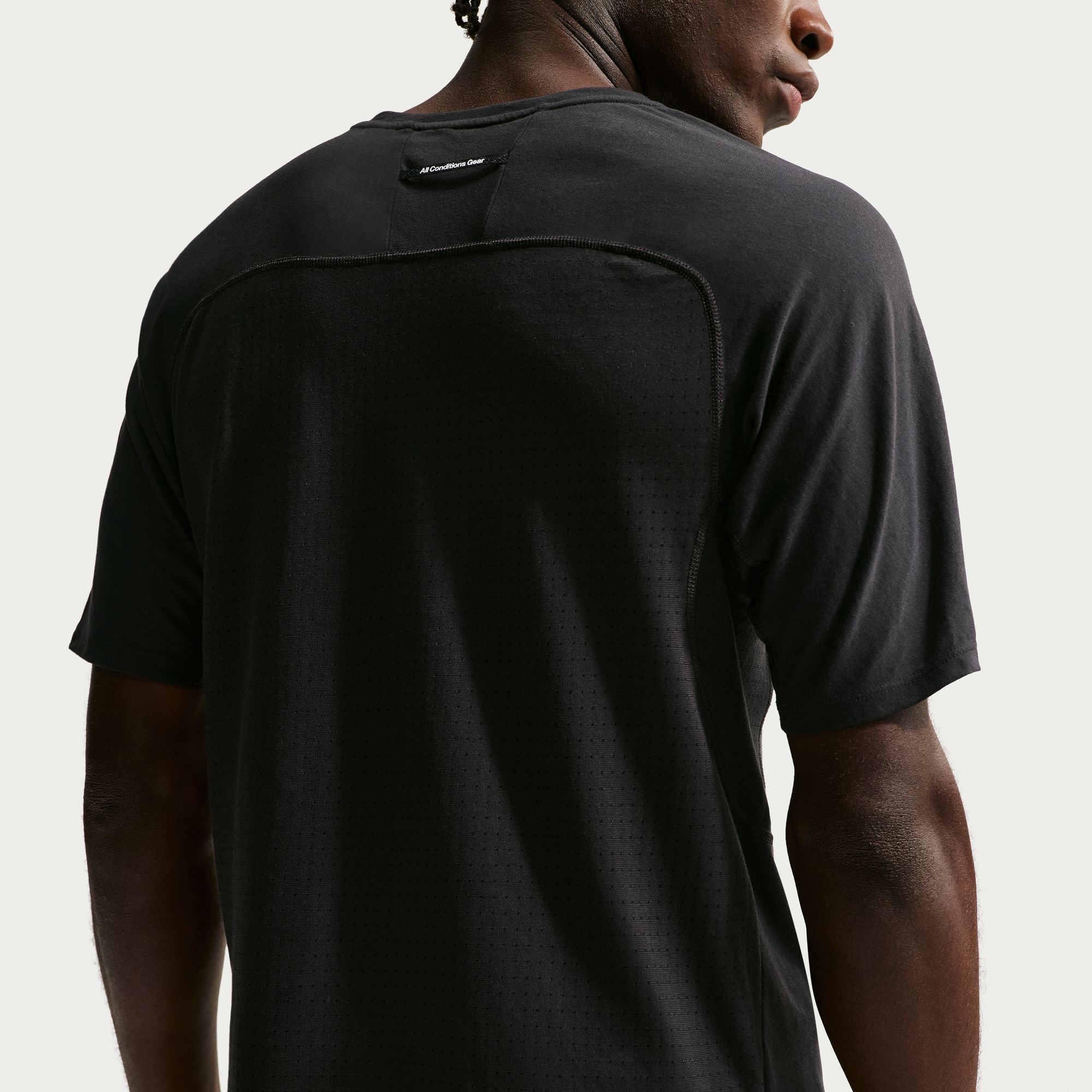Nike Mens ACG "Solar Chase" Running Top