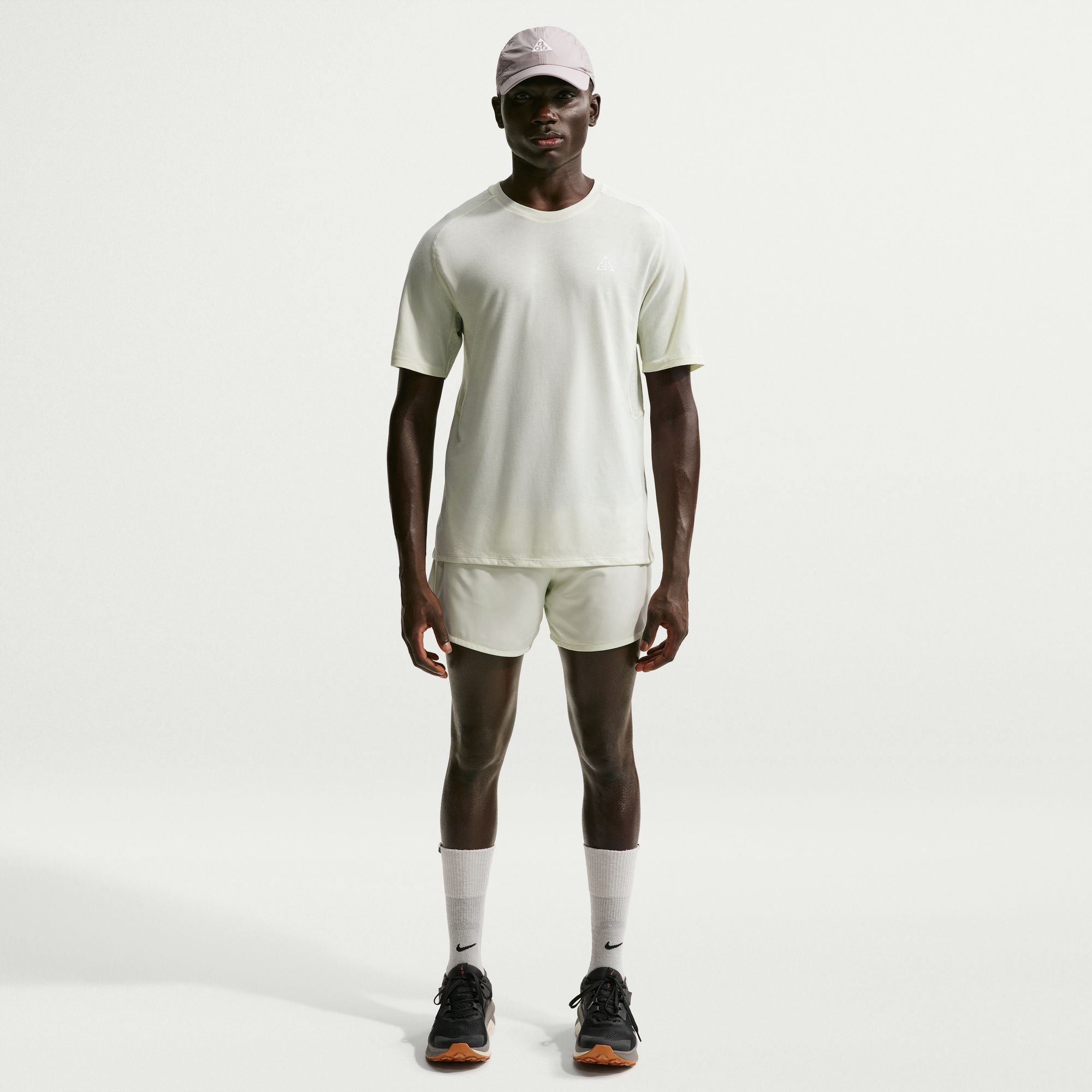 Nike Mens ACG "Solar Chase" Running Top