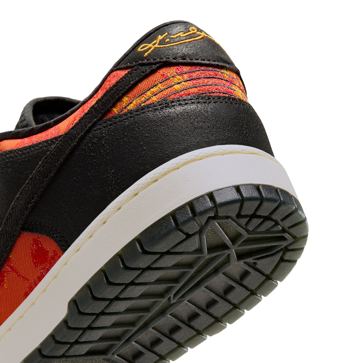 Nike Mens Dunk Low Protro Shoes