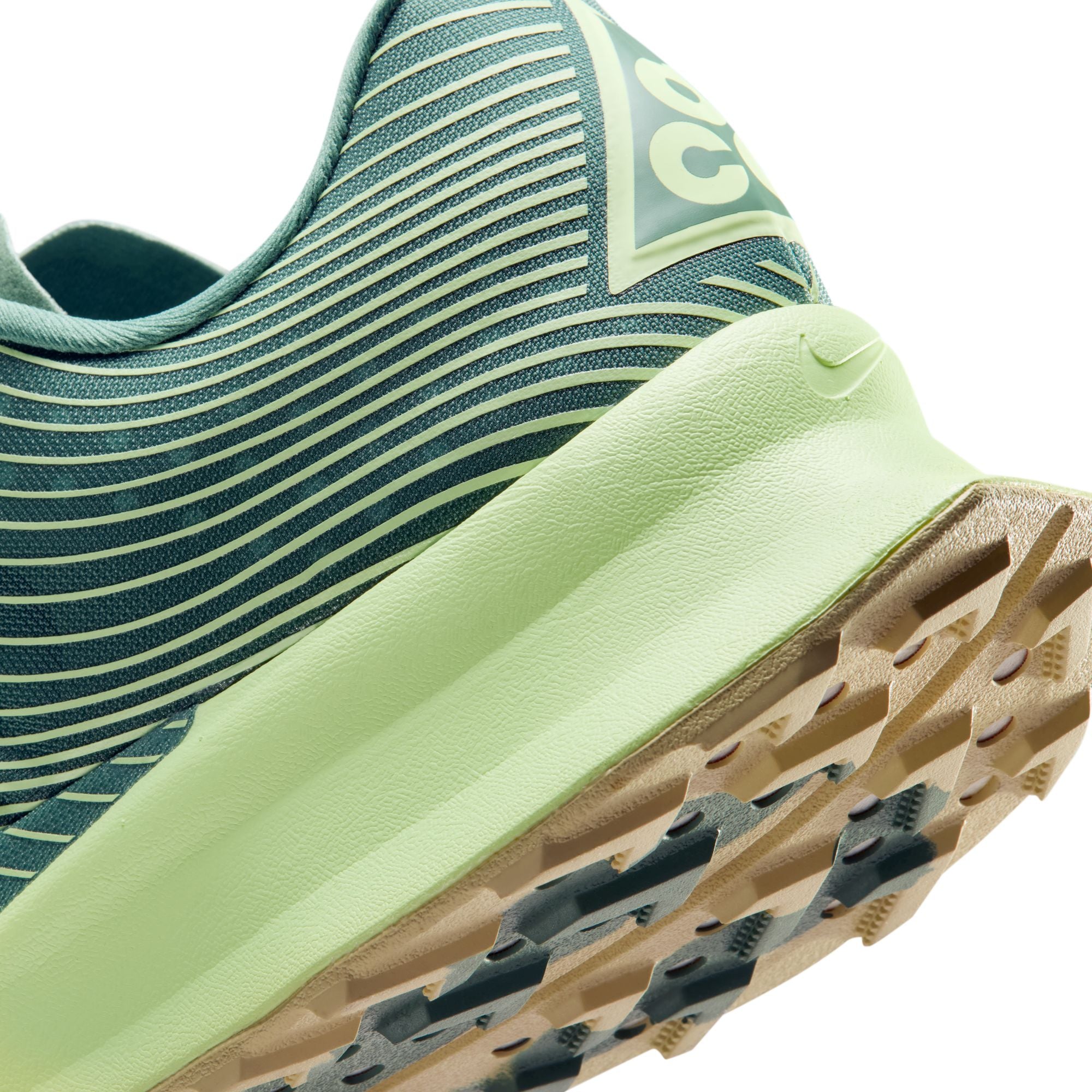 Nike Mens ACG Ultrafly Trail Racing Shoes