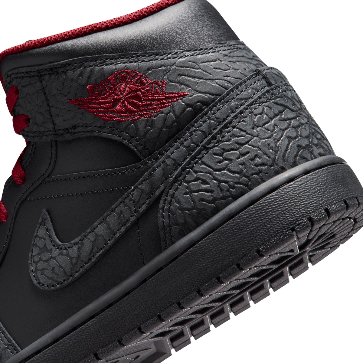Air Jordan 1 Mens Mid SE Shoes