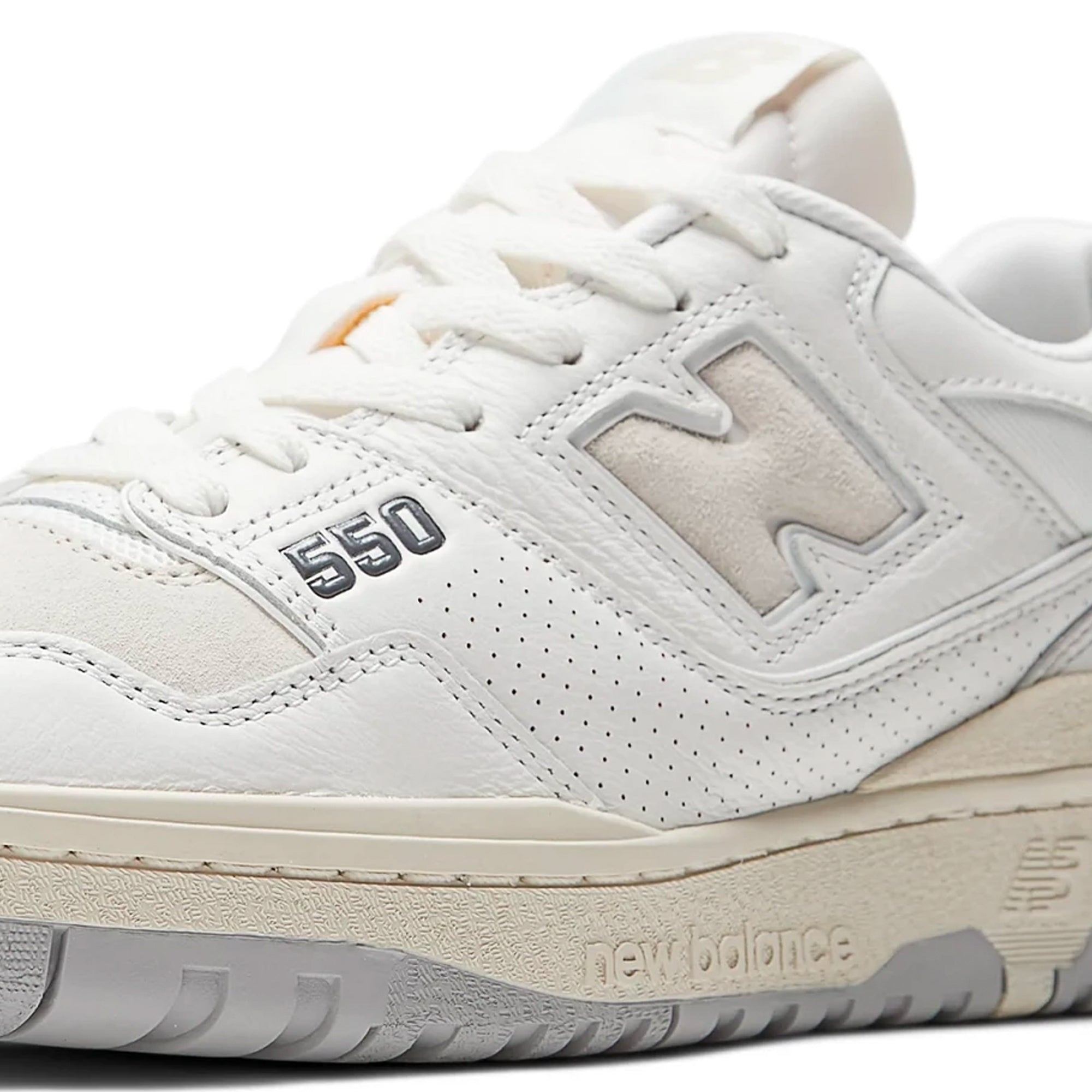 New Balance 550 Shoes