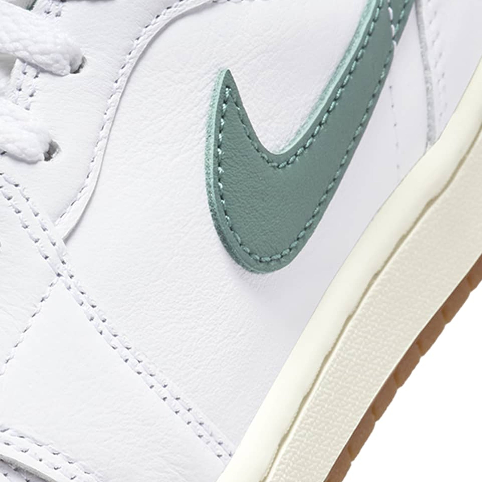 Air Jordan 1 Womens Low OG Oxidized Green Shoes