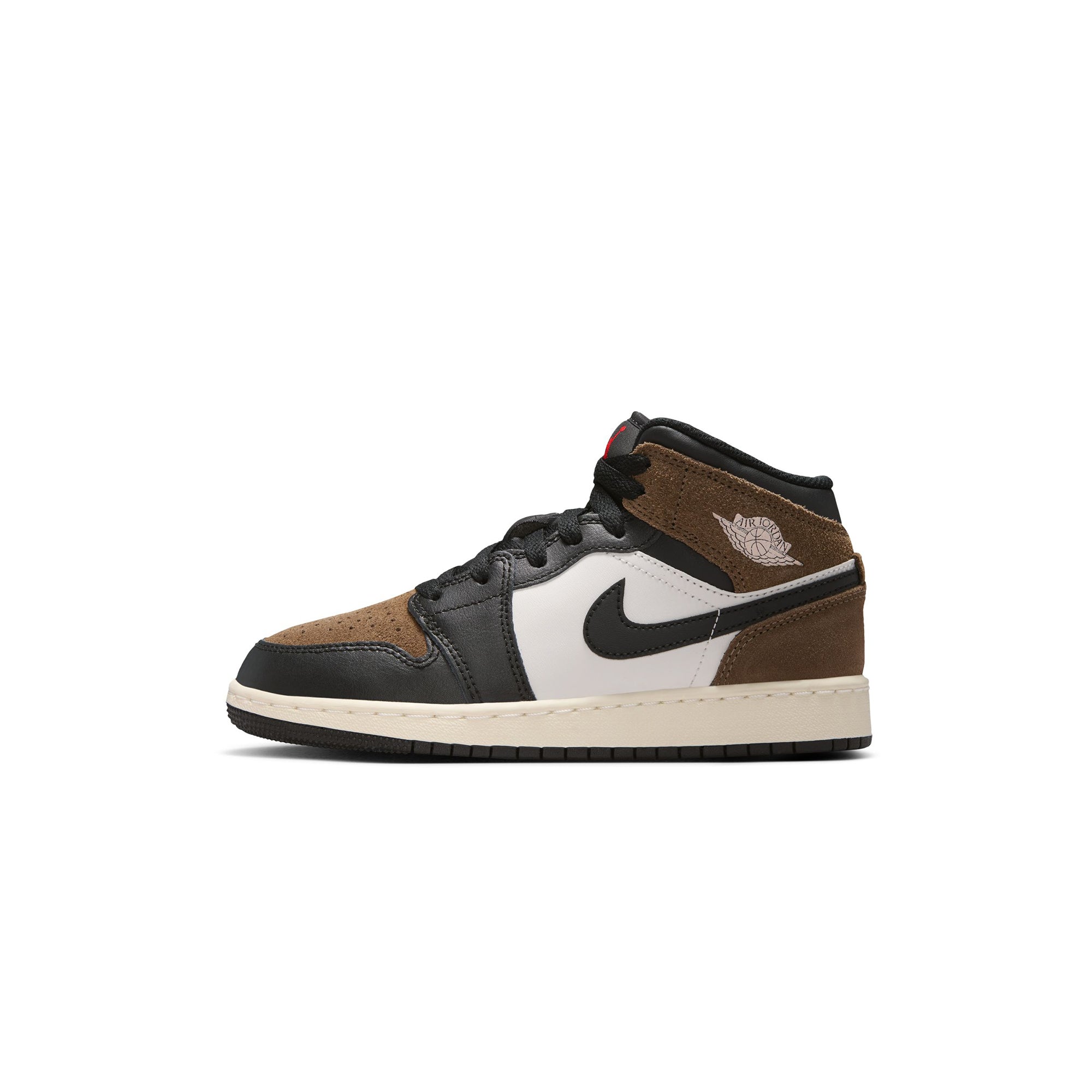 Black/phantom-palomino-university Red Sneakers on a white background
