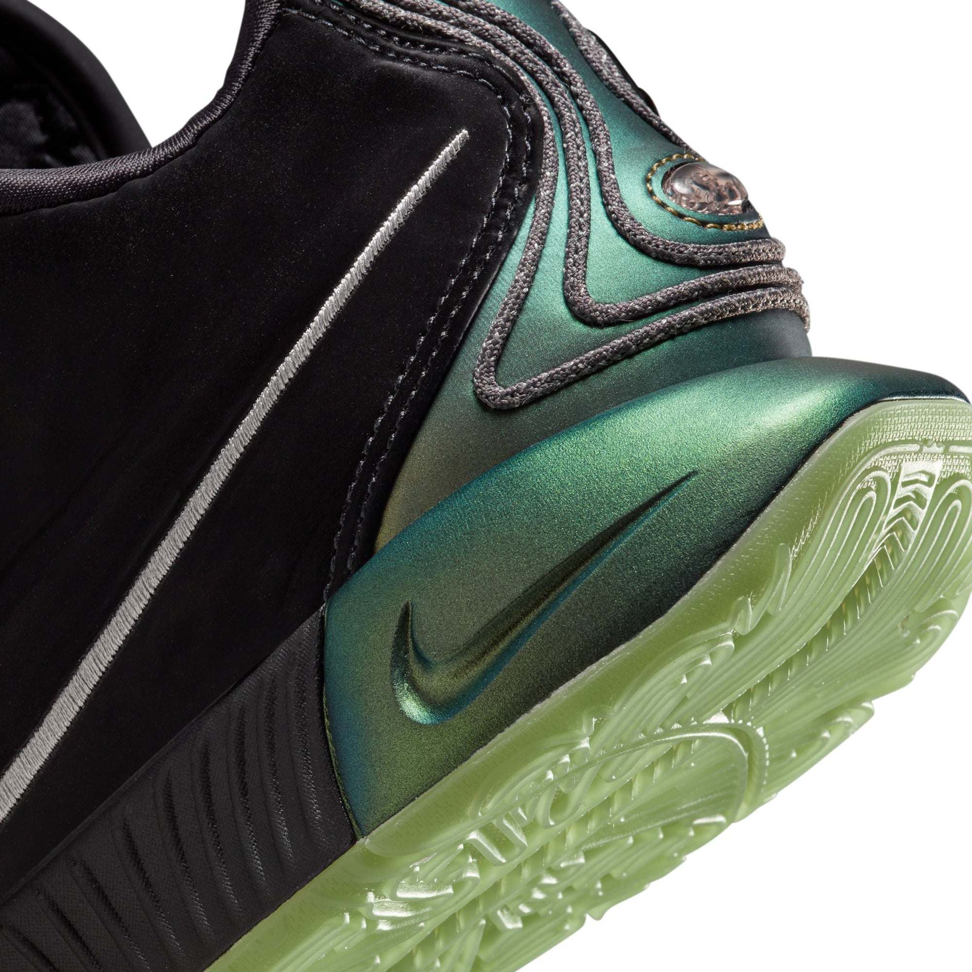 Nike Mens LeBron XXI Shoes – Extra Butter