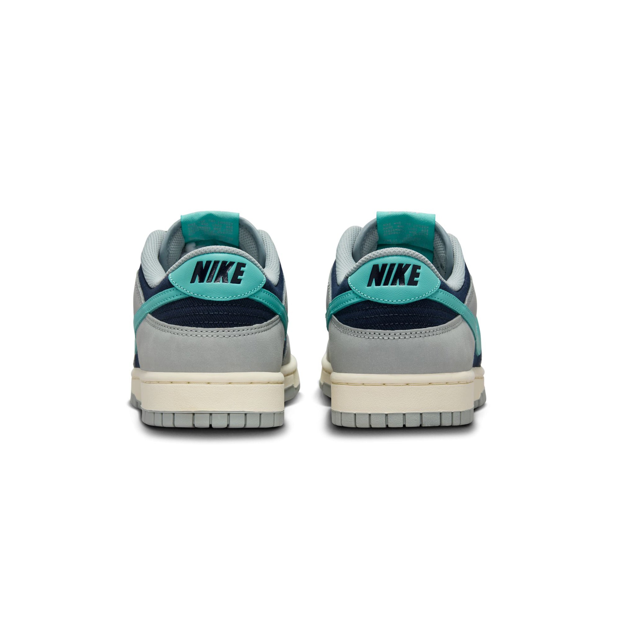 Nike Mens Dunk Low Retro Premium Shoes