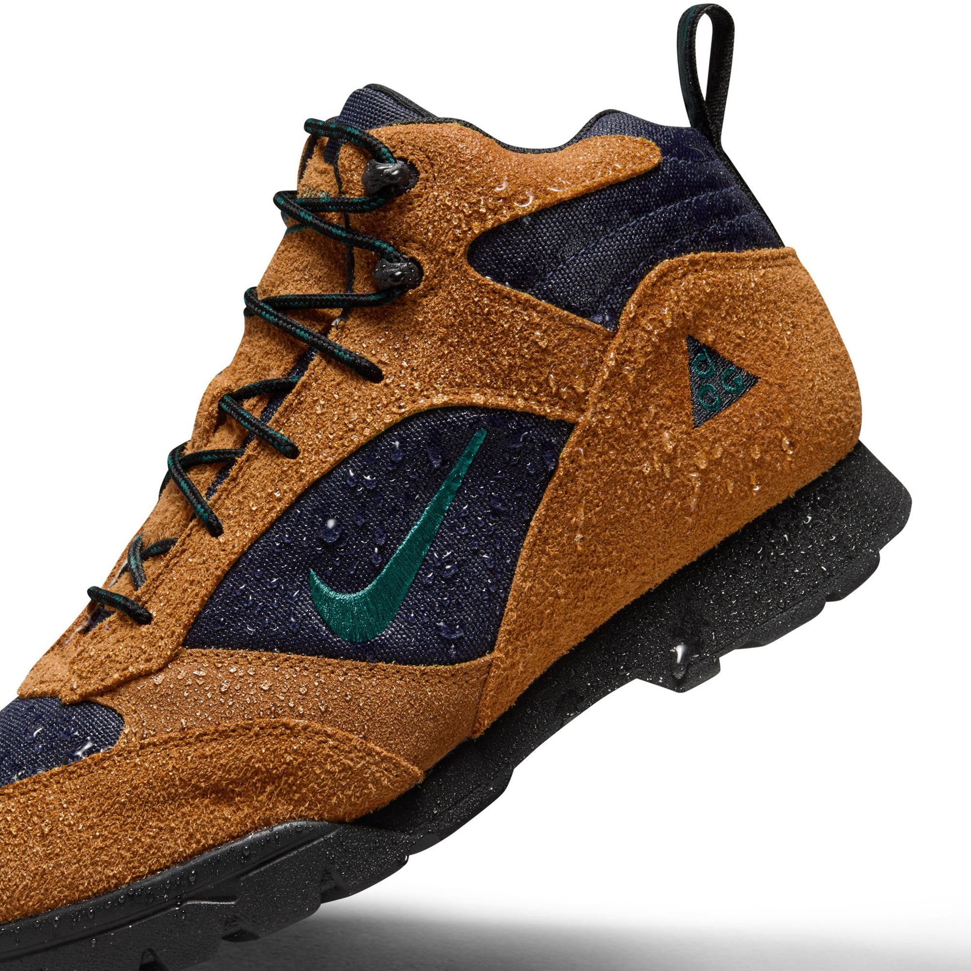 Nike Mens ACG Torre Mid WP Boot