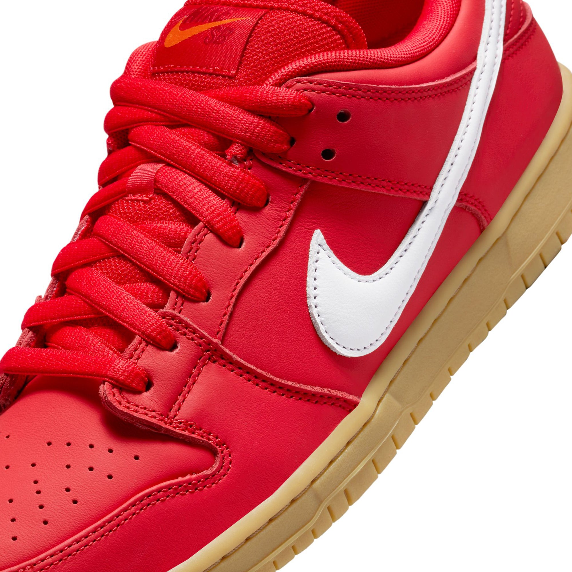 Nike SB Mens Dunk Low Pro Shoes