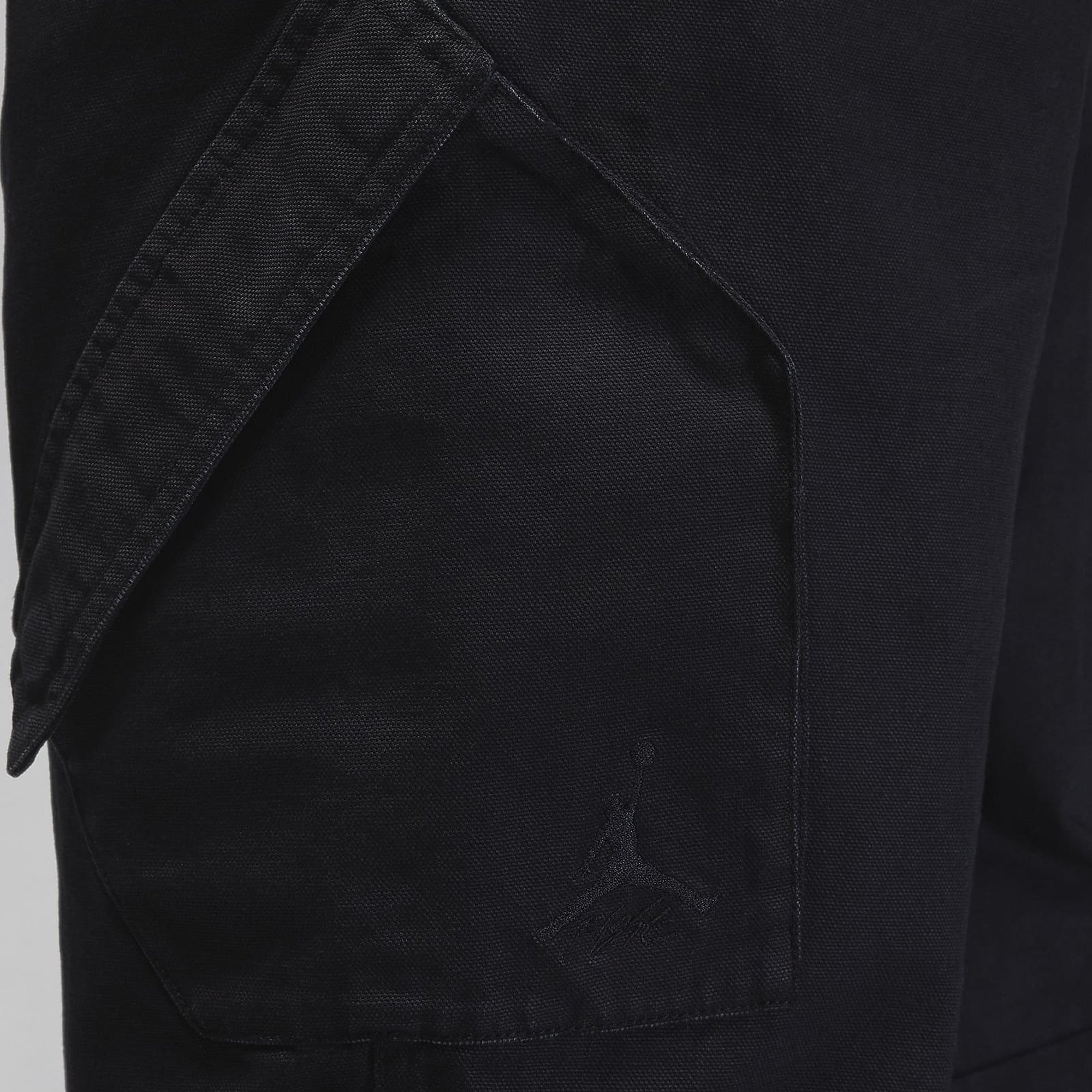 Air Jordan Mens Essentials Chicago Pants