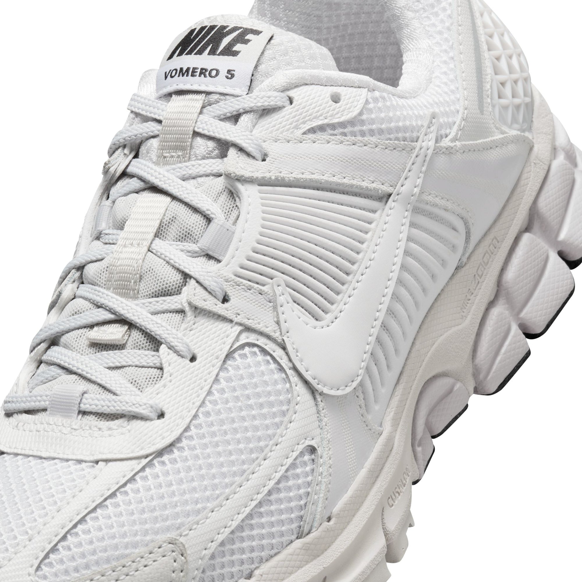 Nike Womens Zoom Vomero 5 Shoes