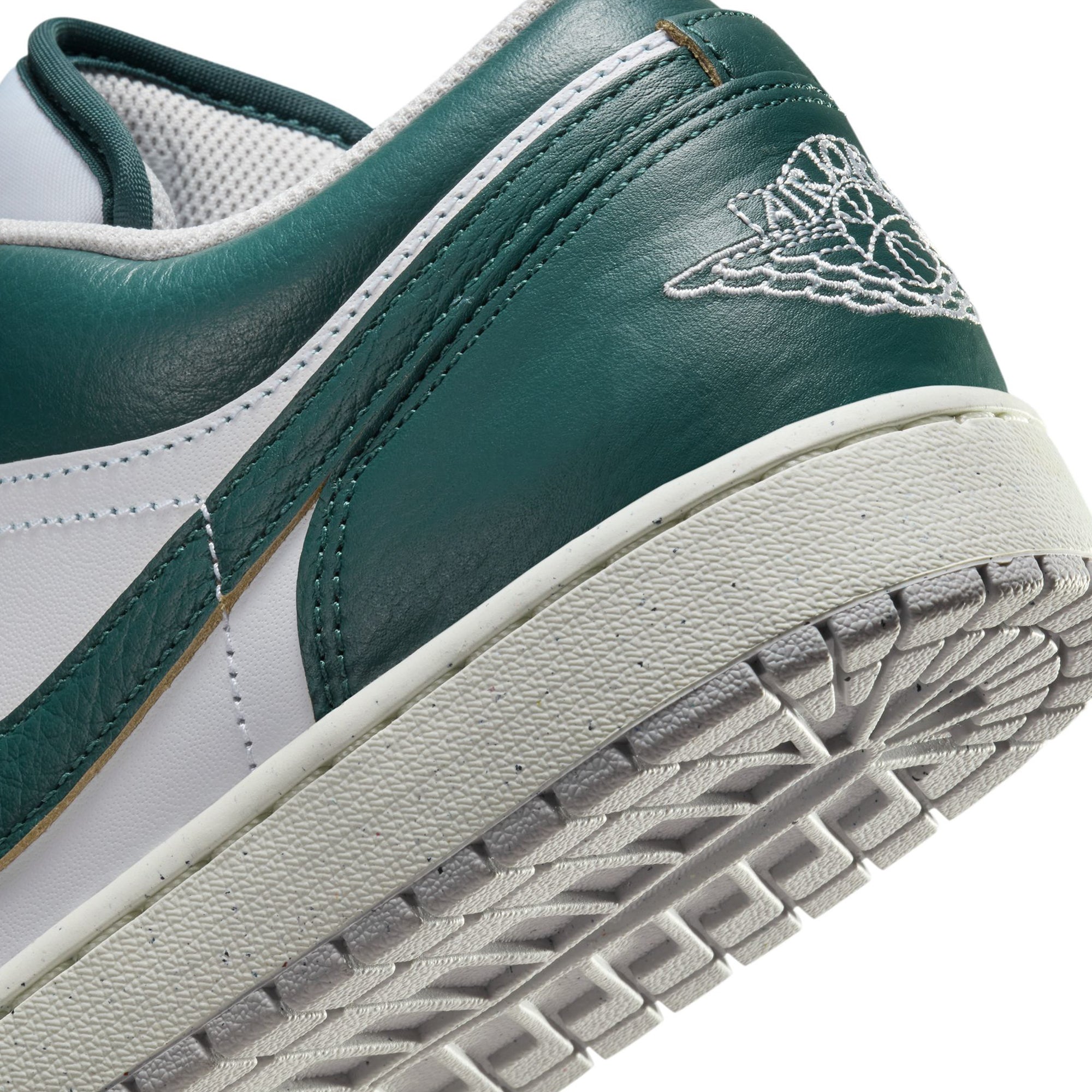 Air Jordan 1 Mens Low SE Oxidized Green Shoes