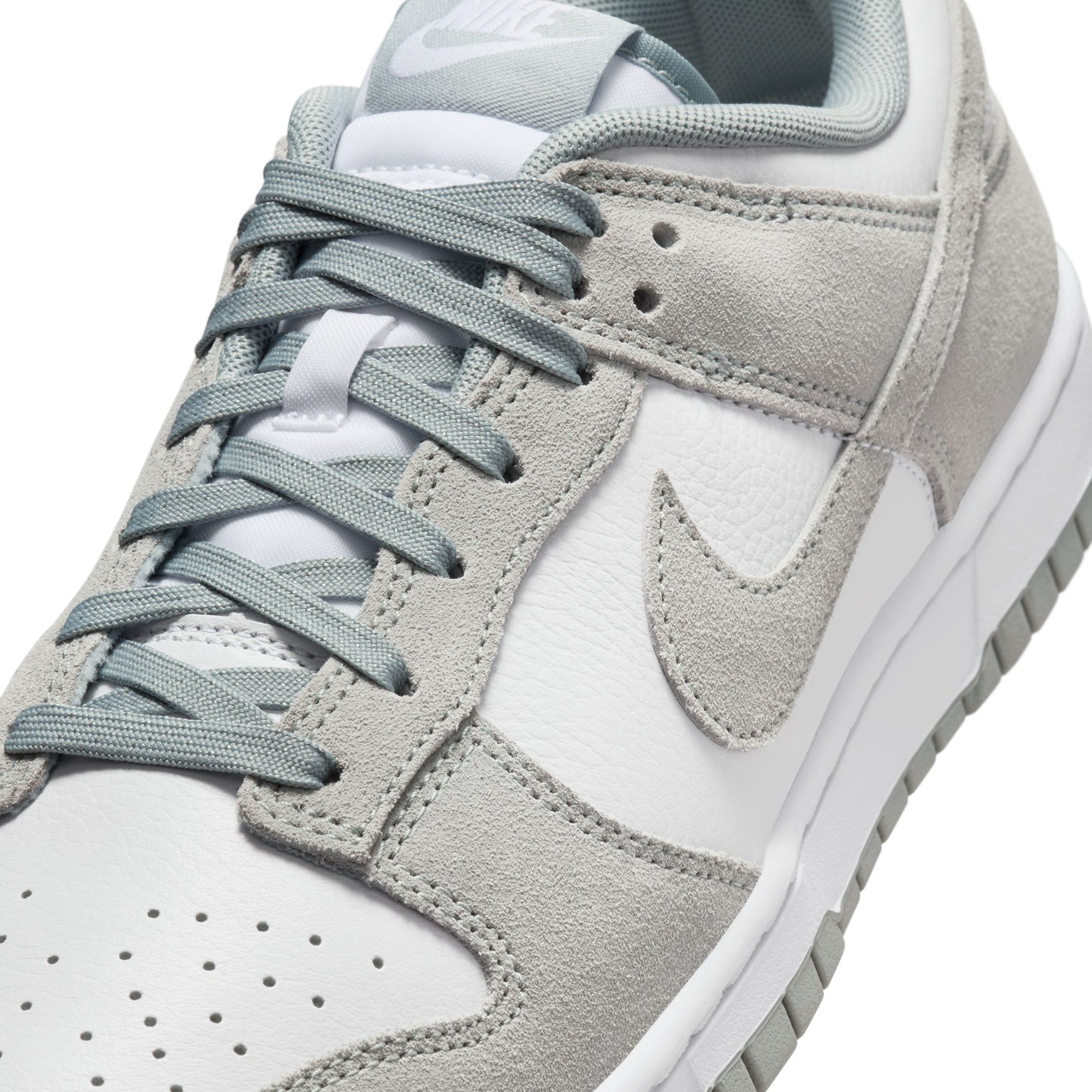 Nike Mens Dunk Low "Light Pumice" Shoes