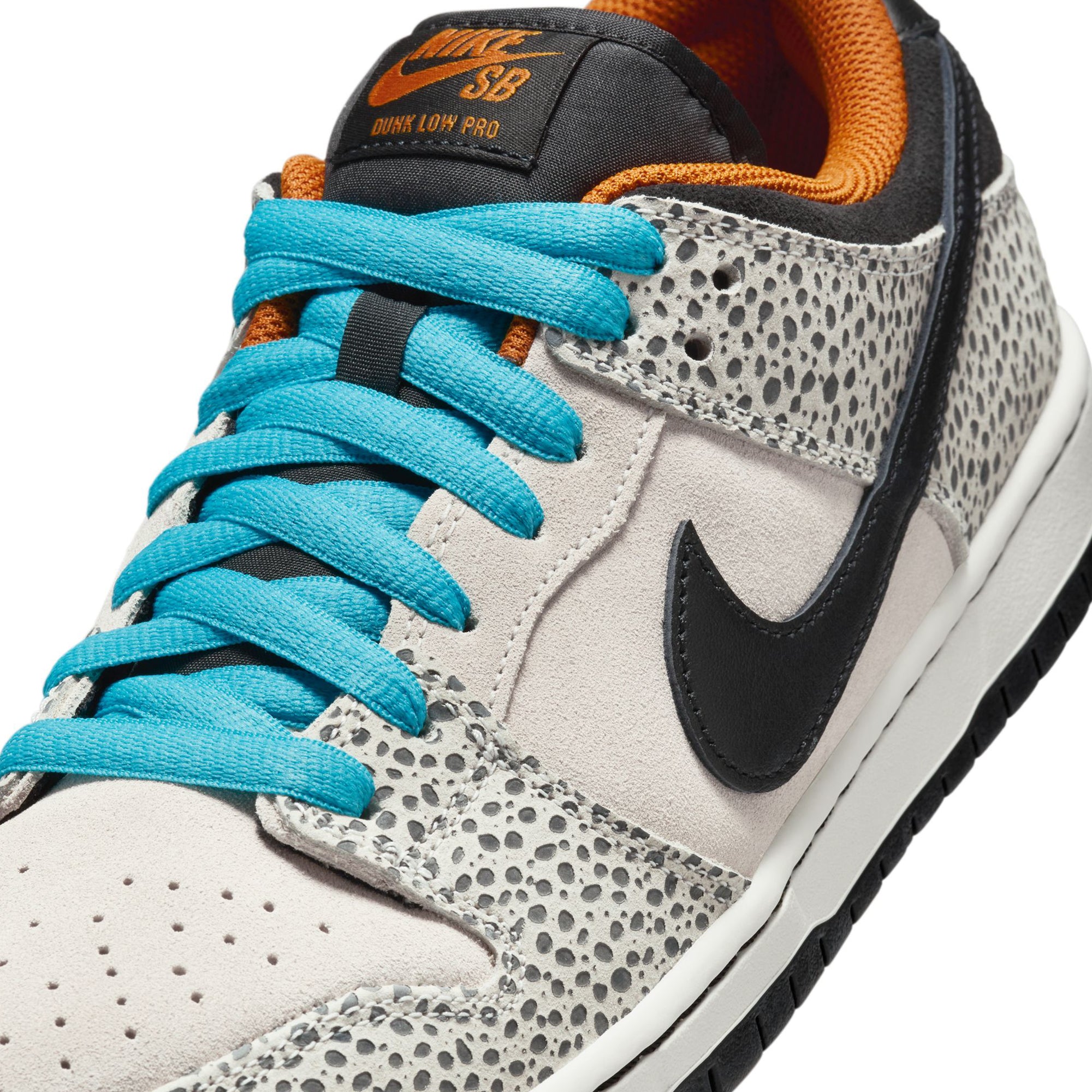 Nike SB Mens Dunk Low Pro Electric Shoes