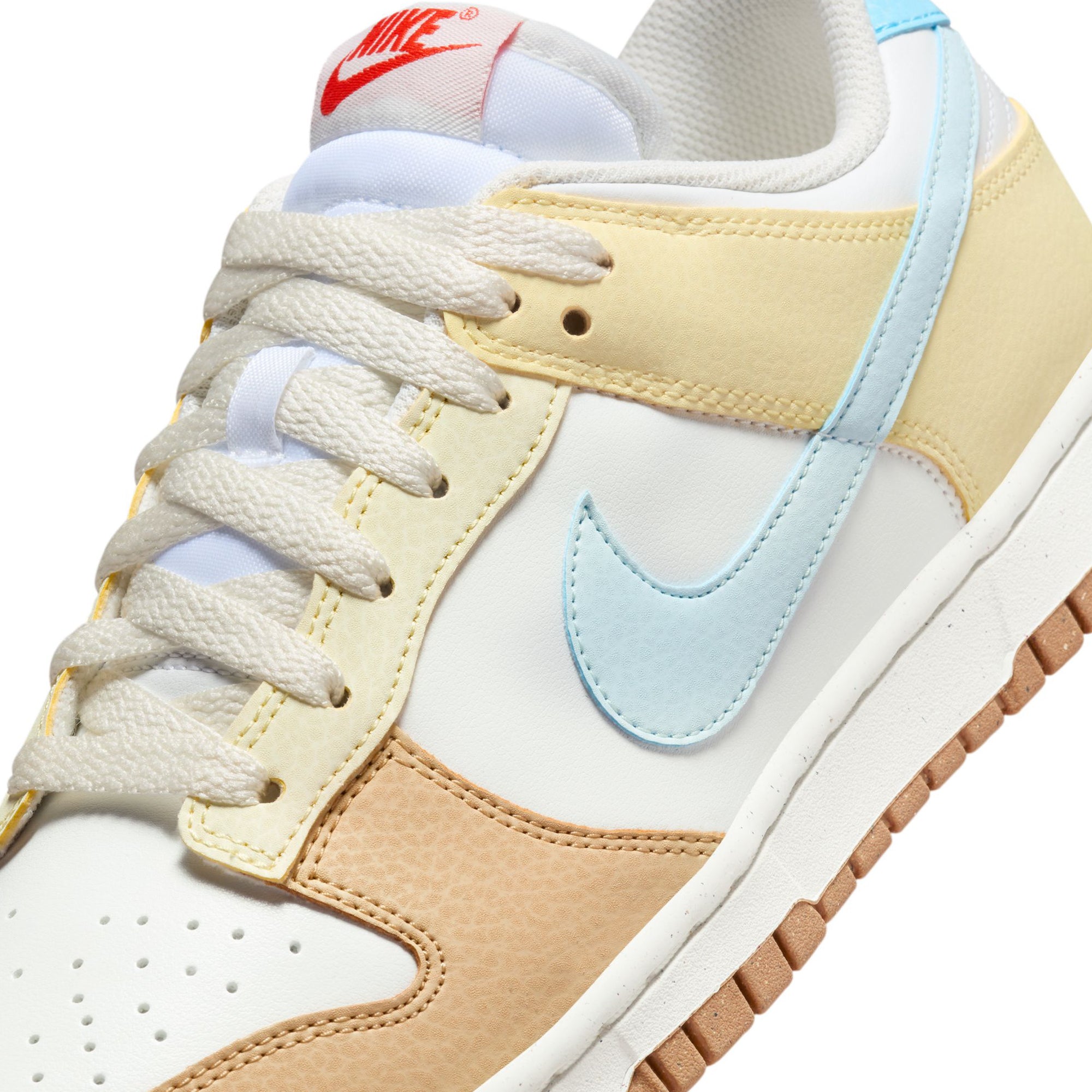 Nike Womens Dunk Low Shoes